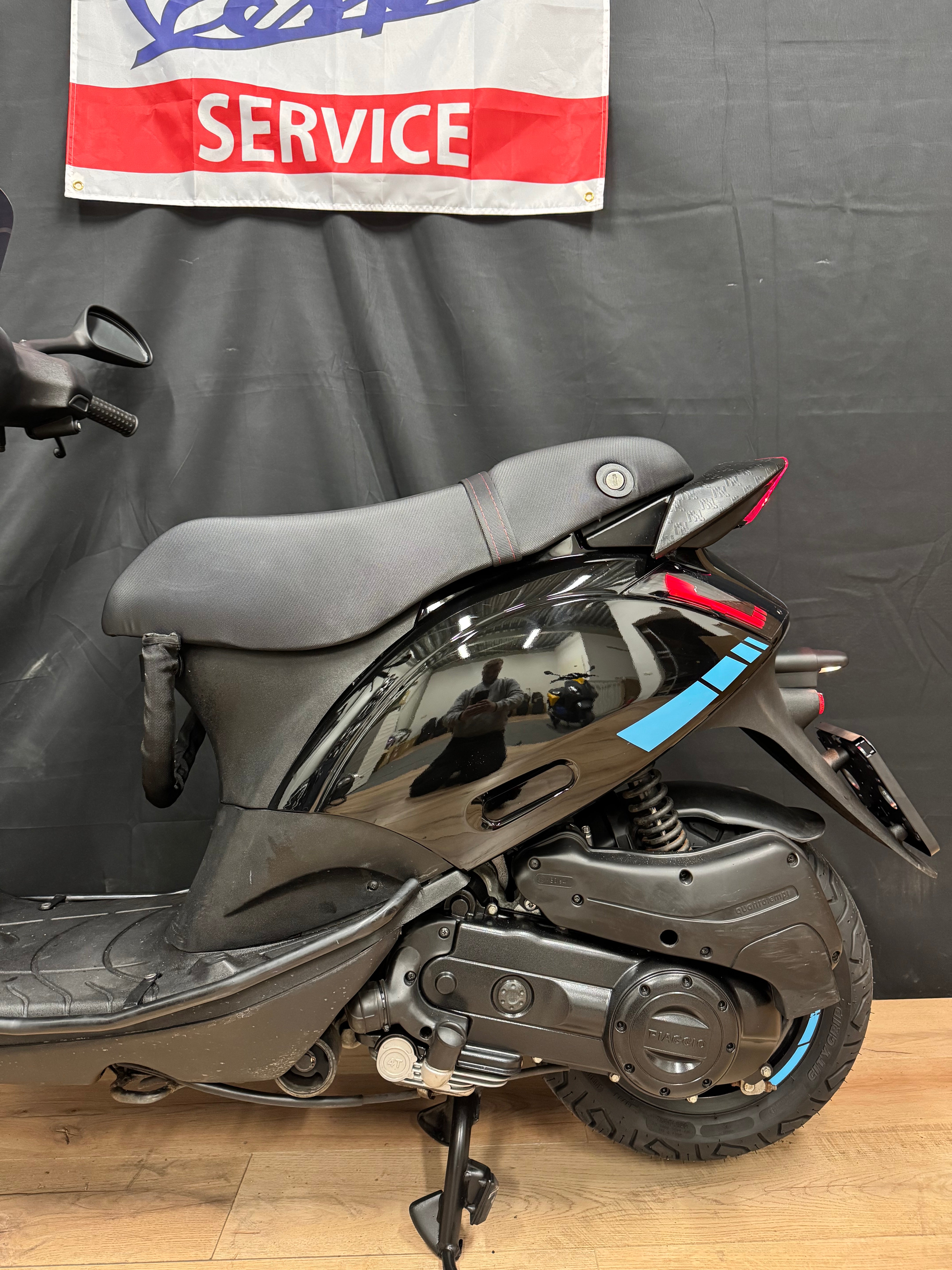 Piaggio Zip 50s | Garantie | Full option | 2021 | 1e eigenaar