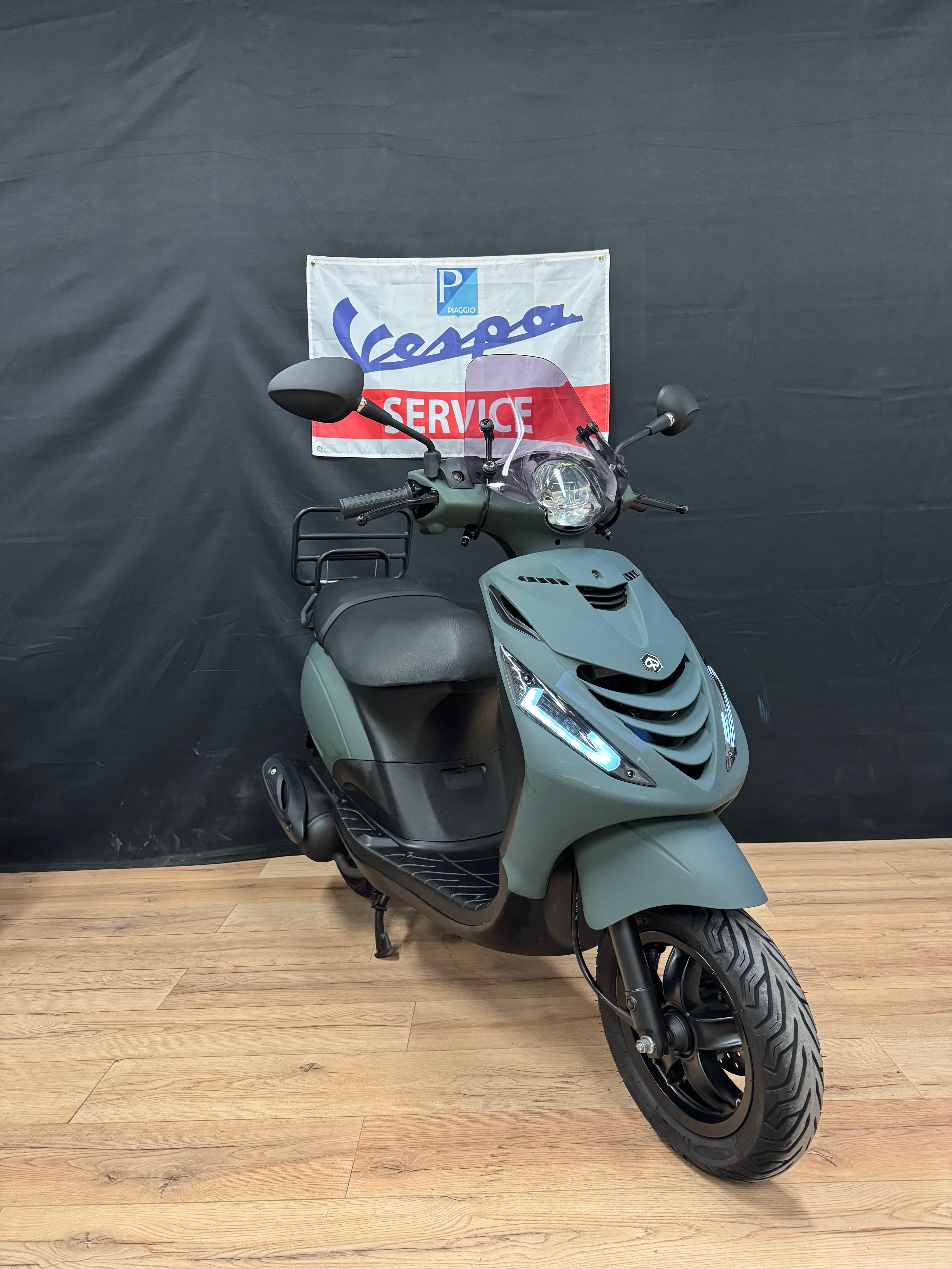 Piaggio Zip 50s | Zeer nette staat | Brom | Carburateur | 2V