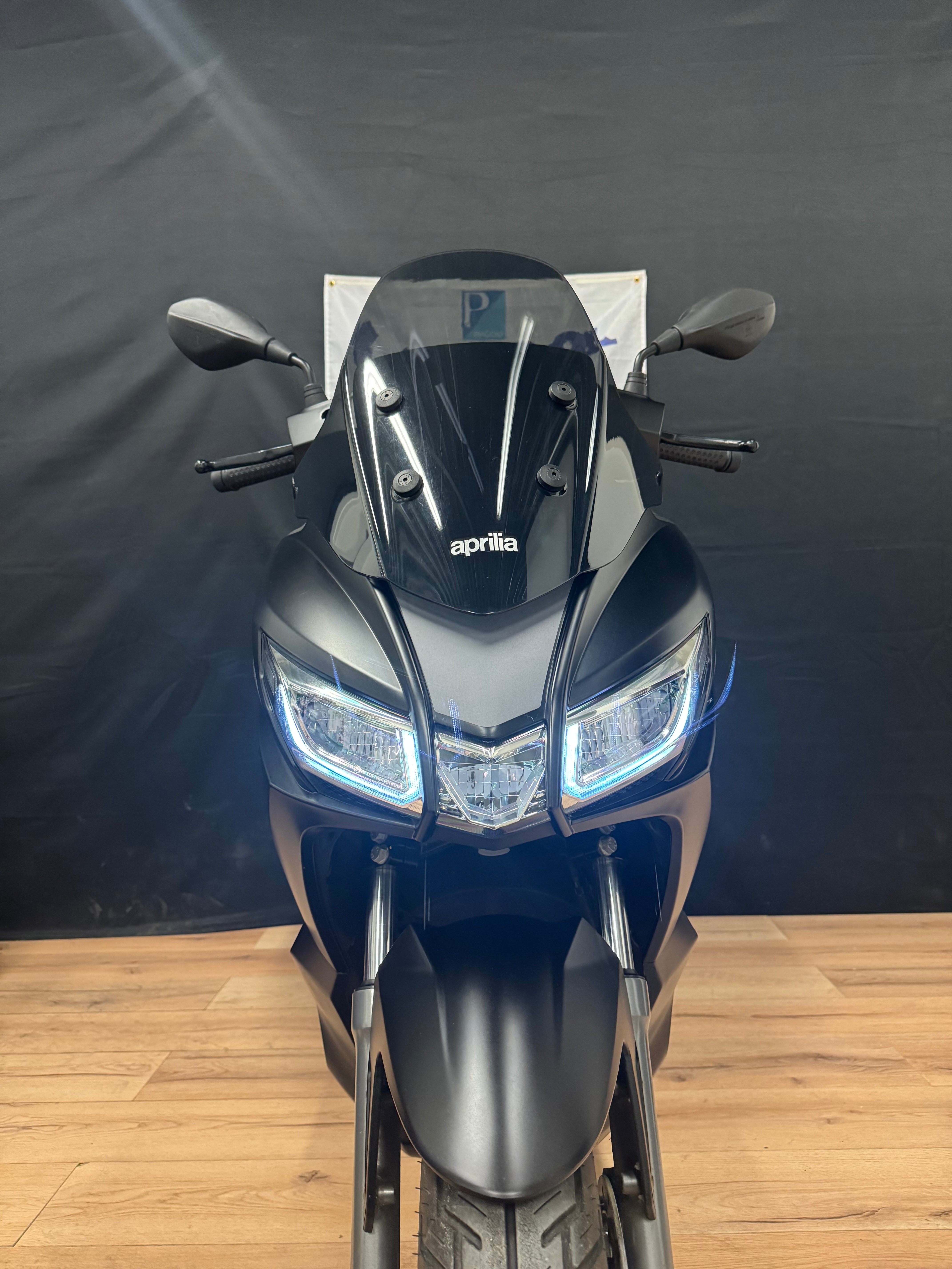 Aprillia SXR | 2,5 jaar garantie | Nieuwstaat | Brom | 2025