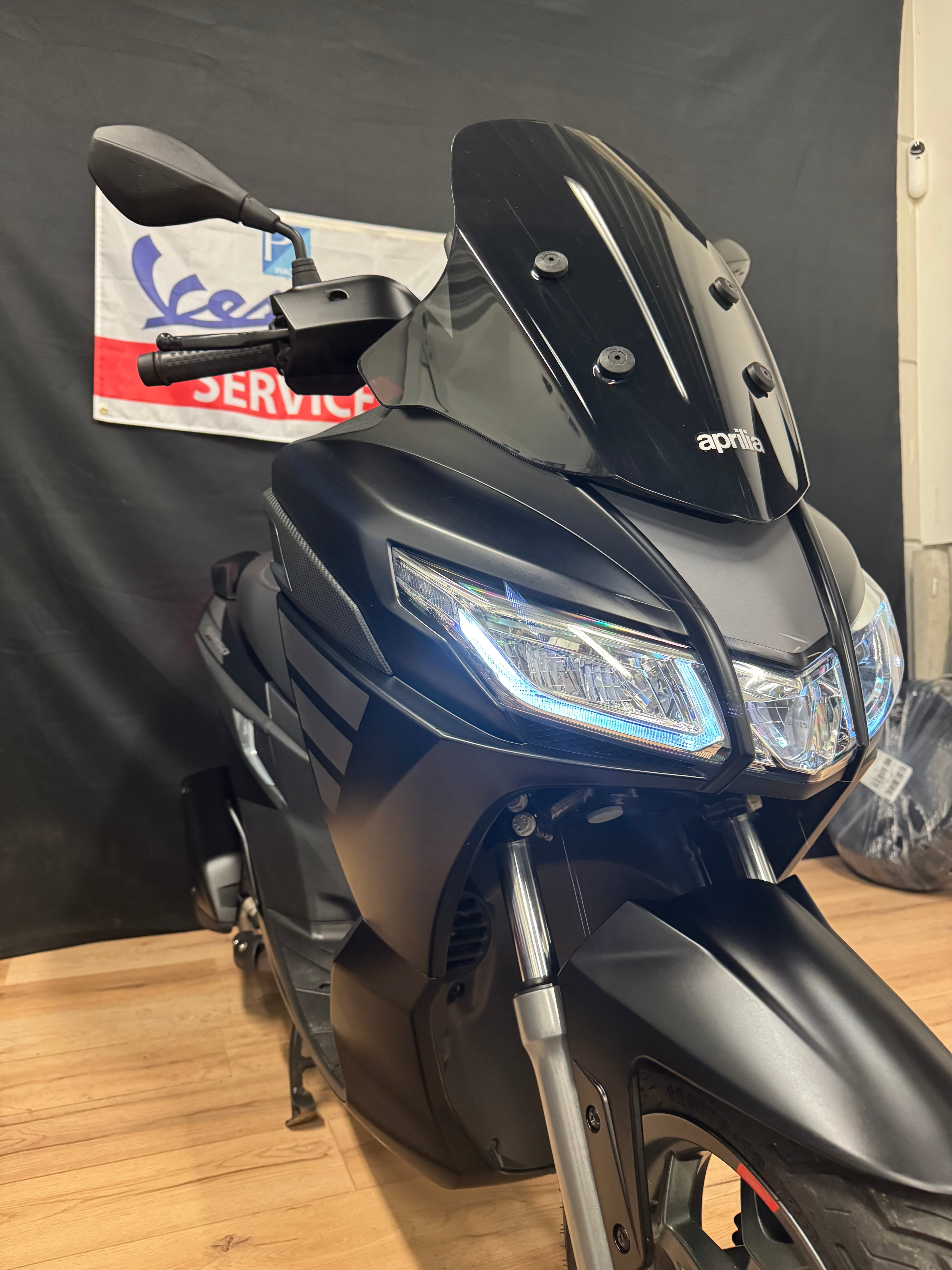Aprillia SXR | 2,5 jaar garantie | Nieuwstaat | Brom | 2025