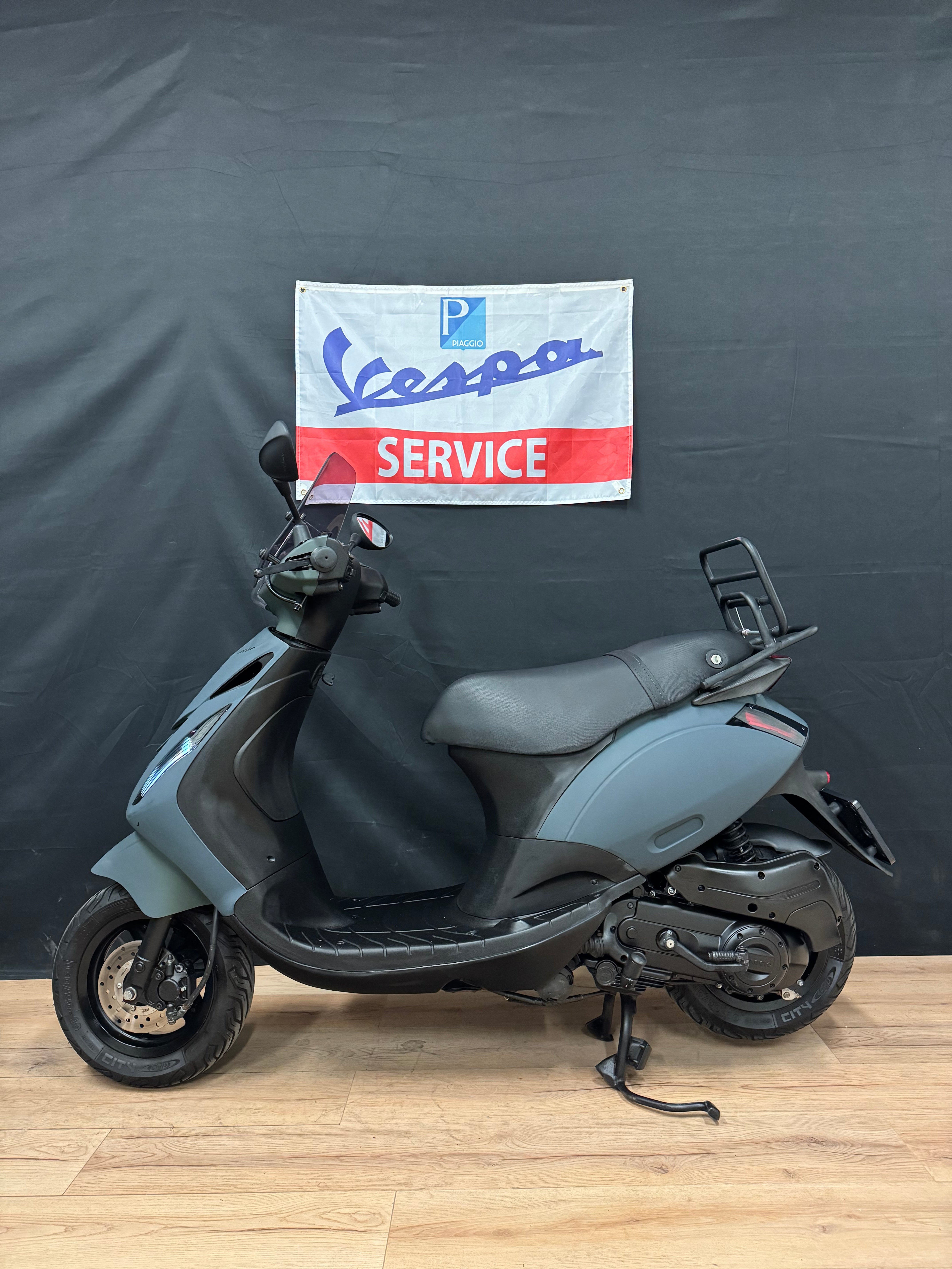 Piaggio Zip 50s | Zeer nette staat | Brom | Carburateur | 2V