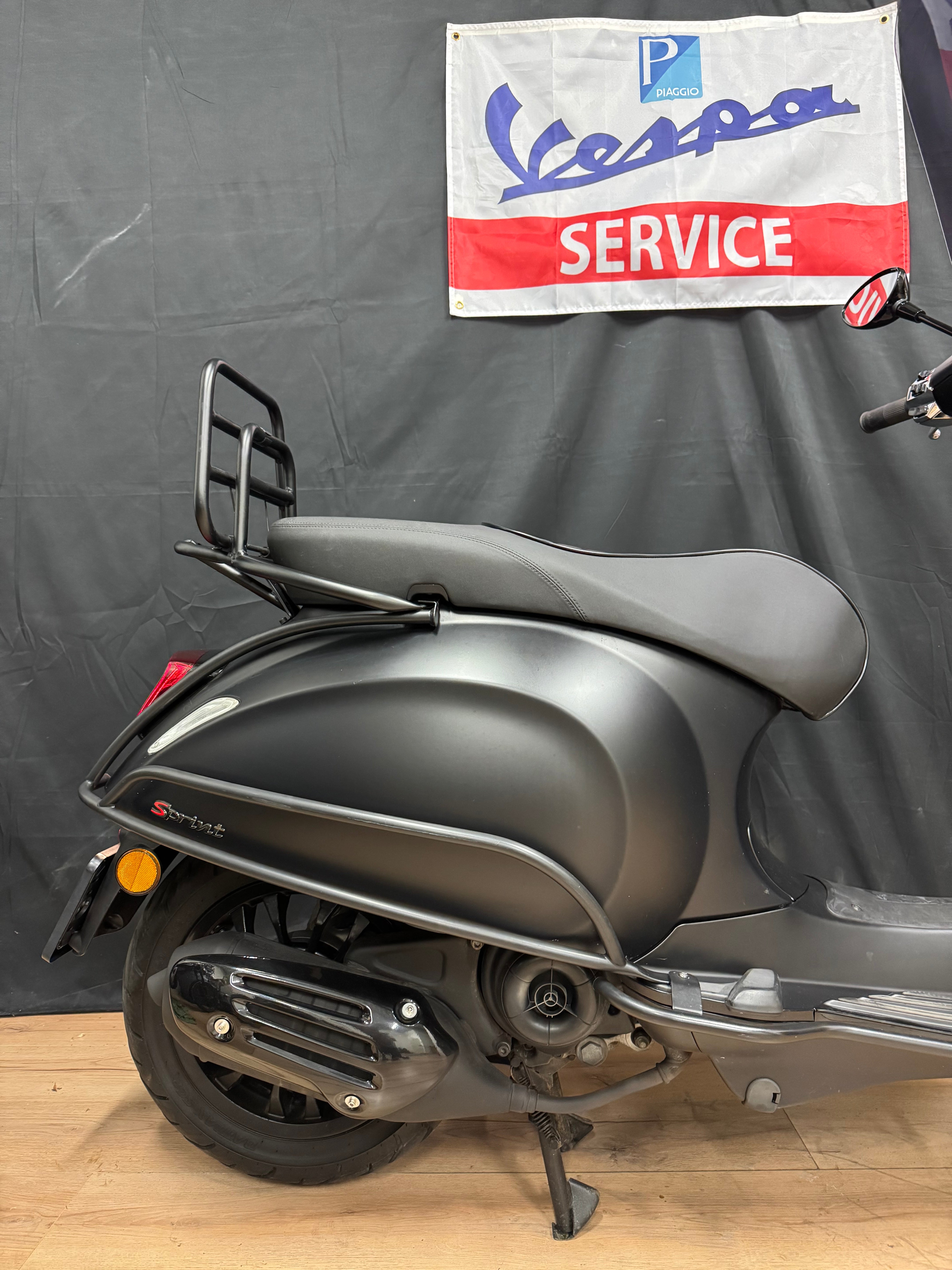 Vespa Sprint 50s | Notte | 2019 | Dealer onderhouden