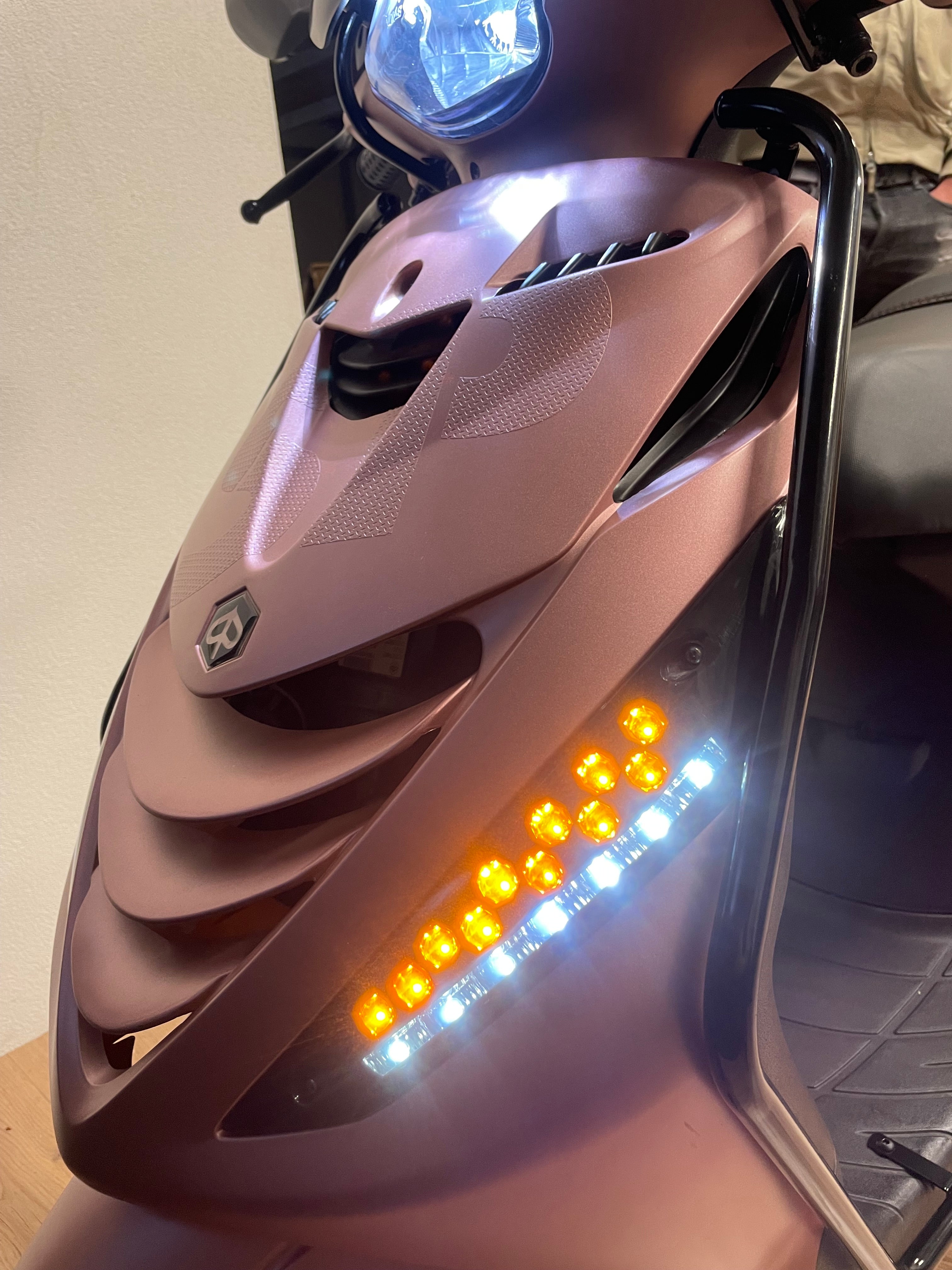 Piaggio Zip IGET - Garantie - Brom / Snor - Full option