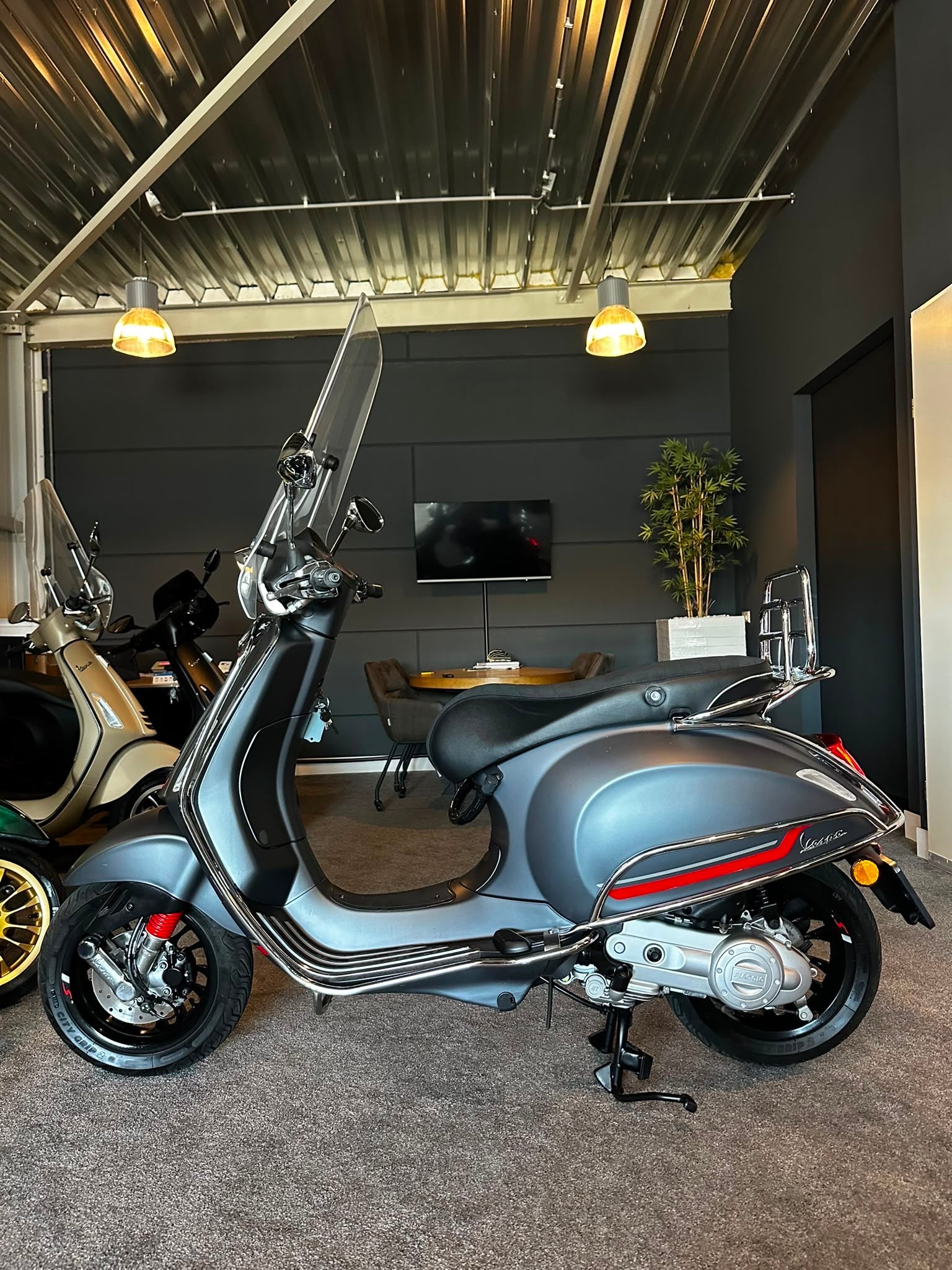 Vespa sprint 50S | 2024 | 1e eigenaar | Brom | Garantie