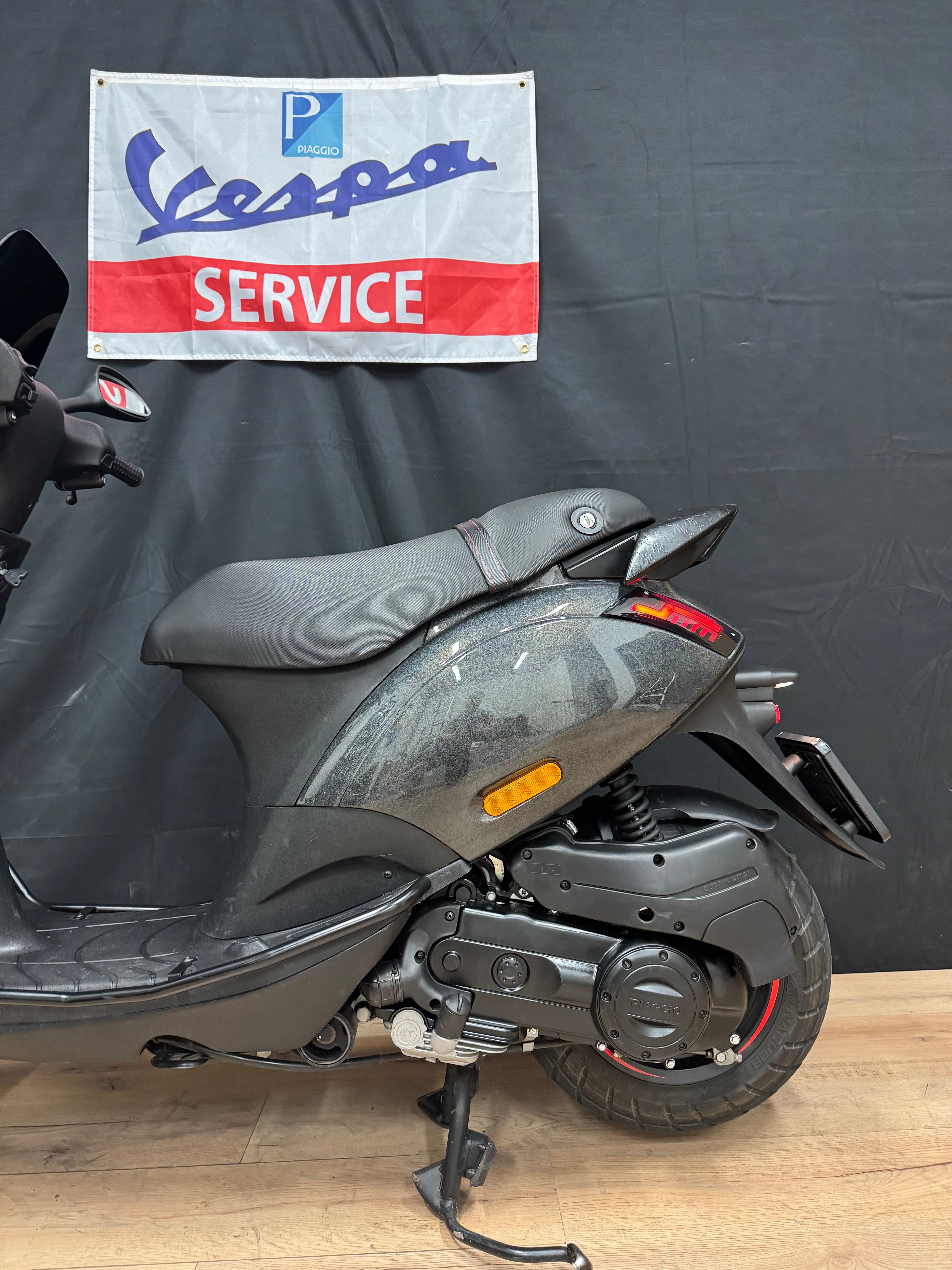 Piaggio Zip | 80cc | Full option | Garantie | 2024 | 6000km