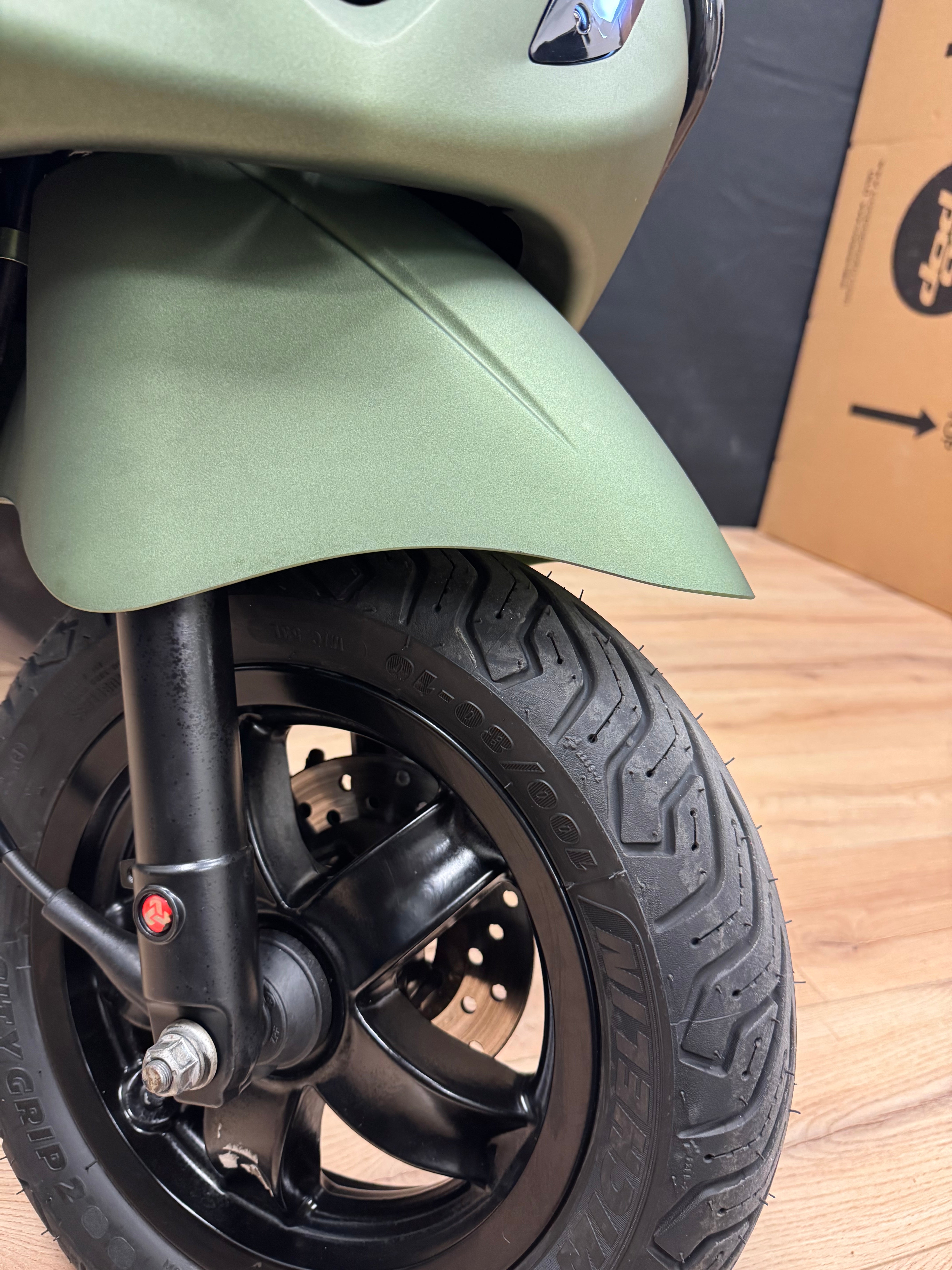 Piaggio Zip 50s | Full option | Garantie | Custom | Brom