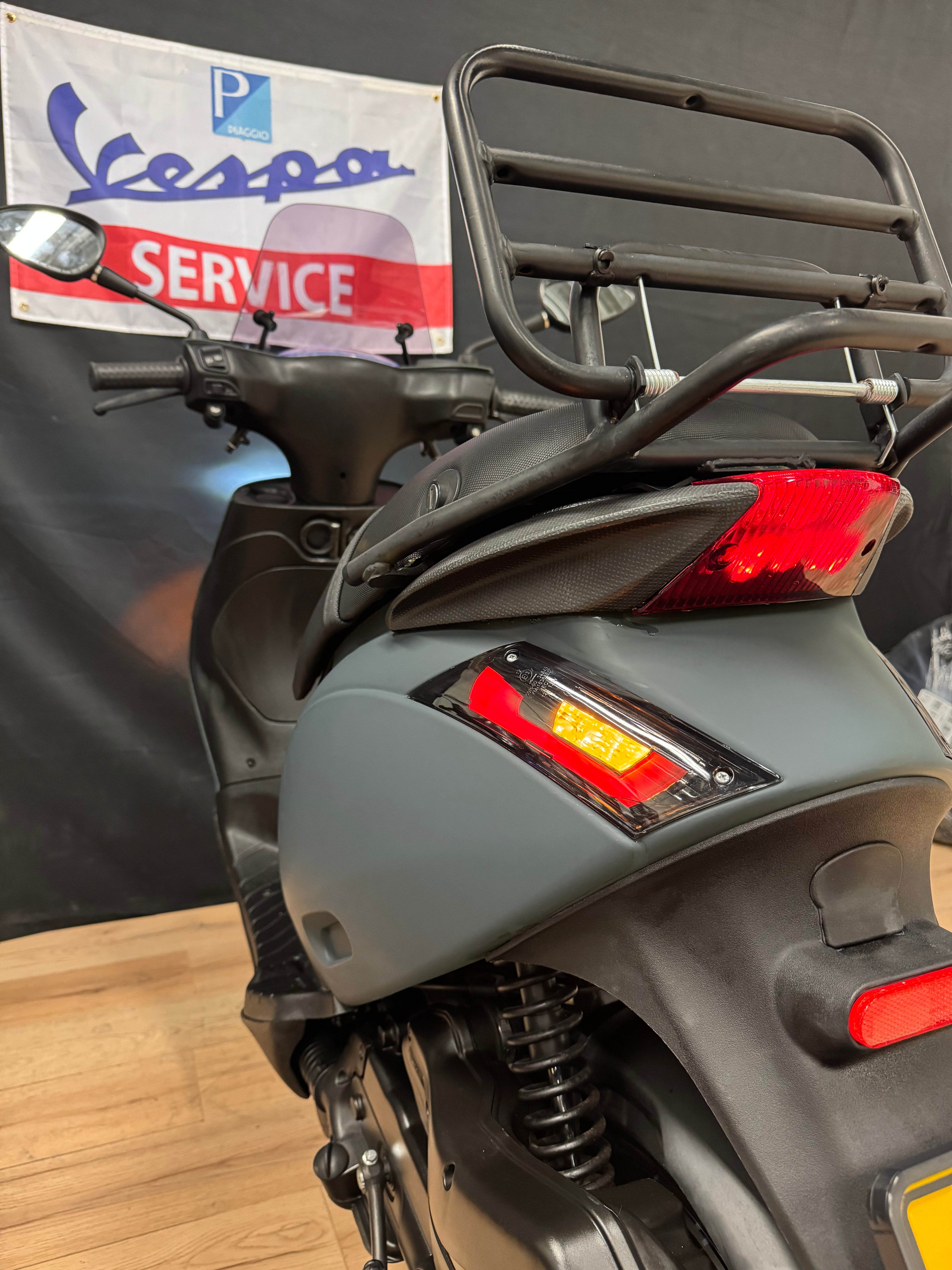 Piaggio Zip 50s | Zeer nette staat | Brom | Carburateur | 2V