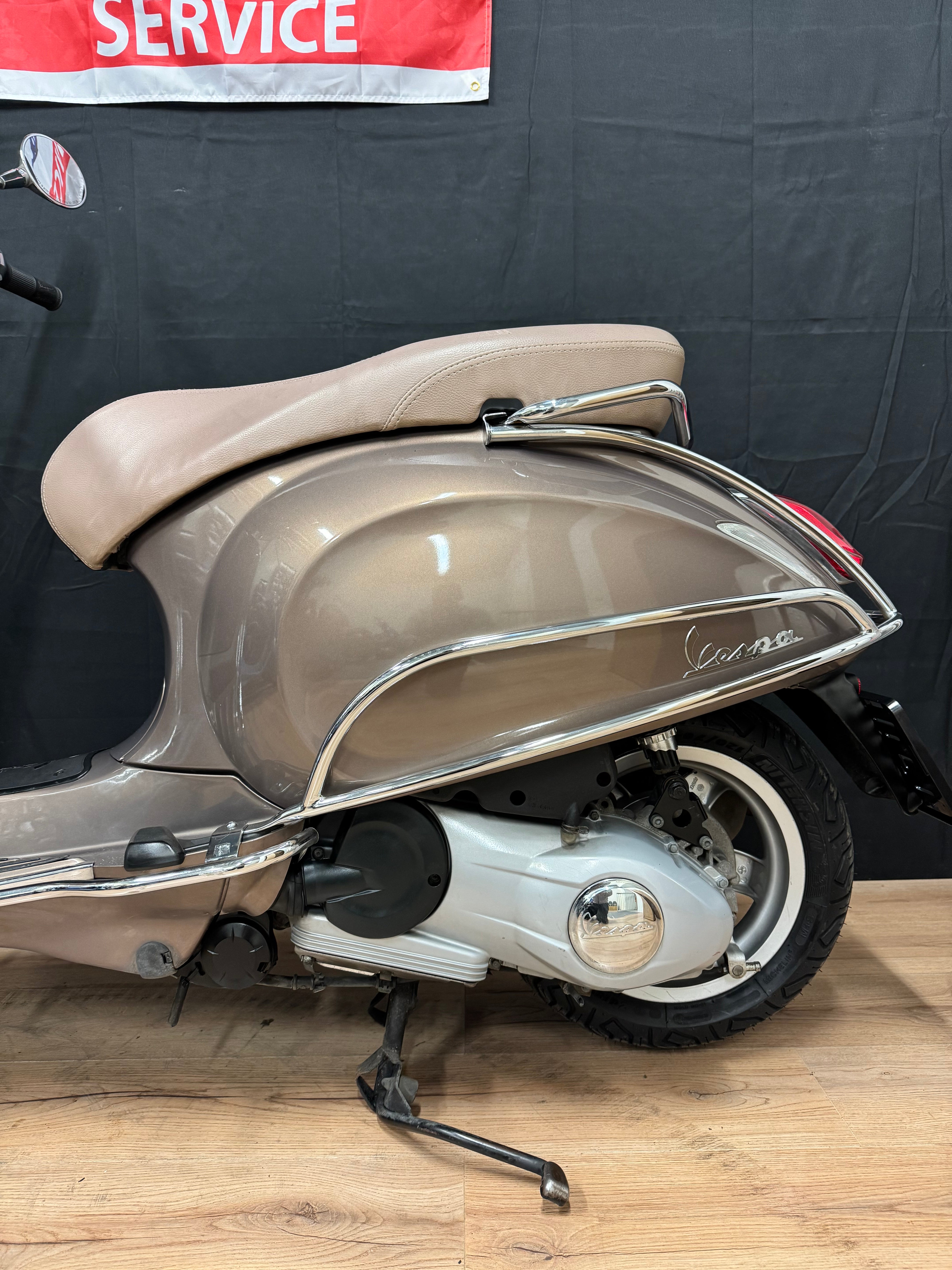 Vespa Primavera 125 cc | Nieuw staat | Garantie | Koffer