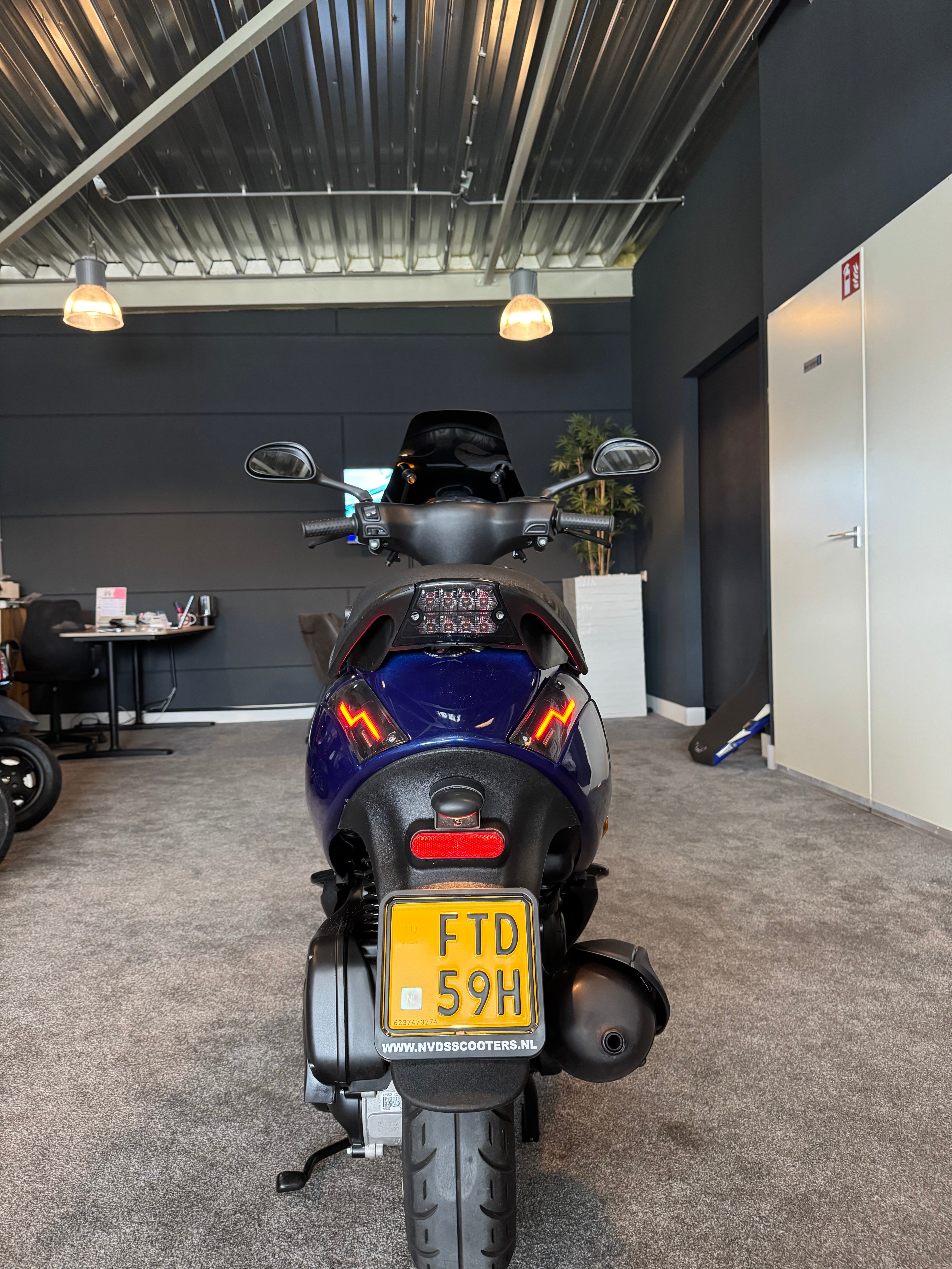 Piaggio Zip 50s | Custom | Full Option | Brom | Nieuwstaat