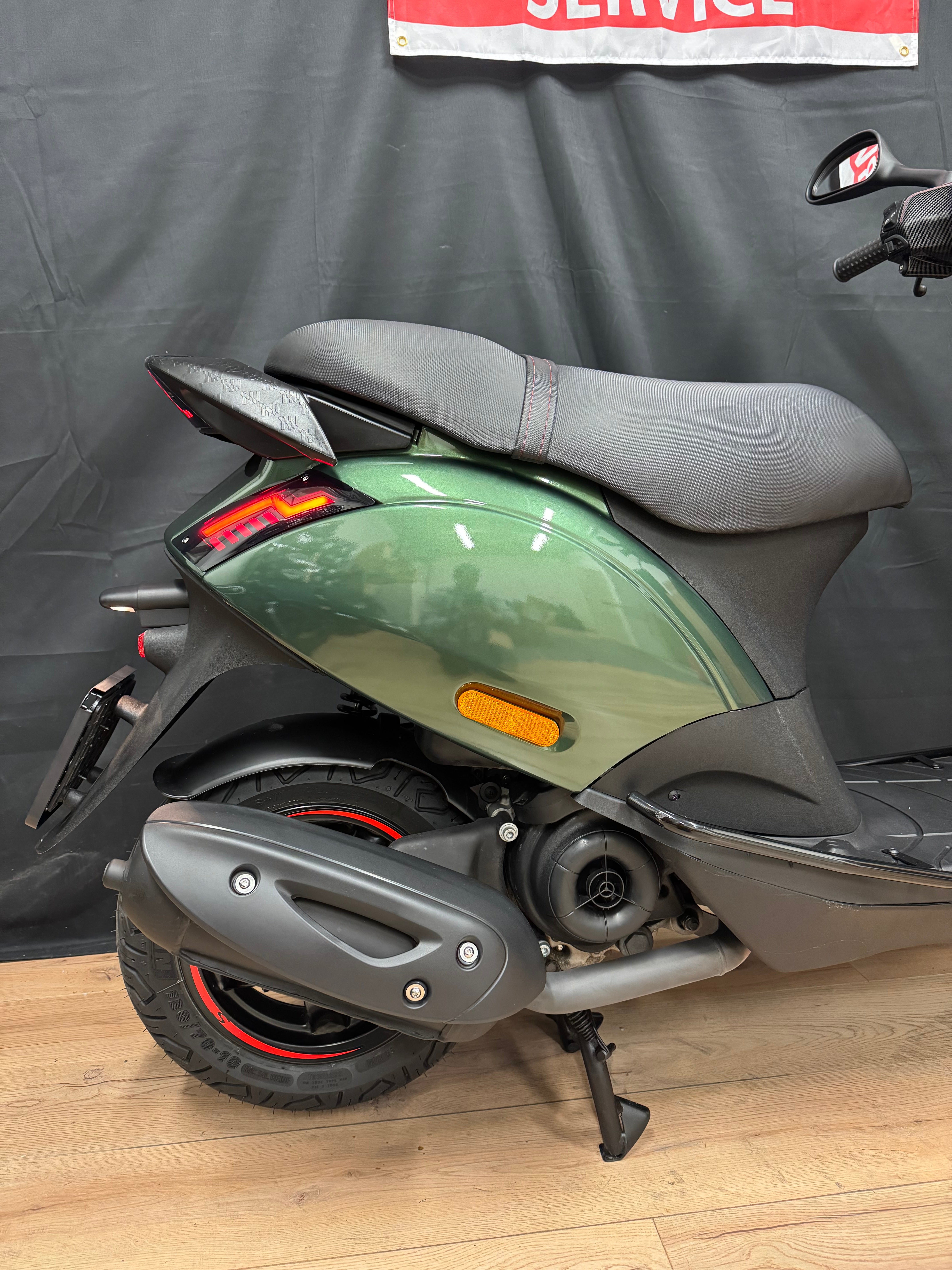 Piaggio Zip 50s | 2022 | Full option | 7500km | Nieuwstaat
