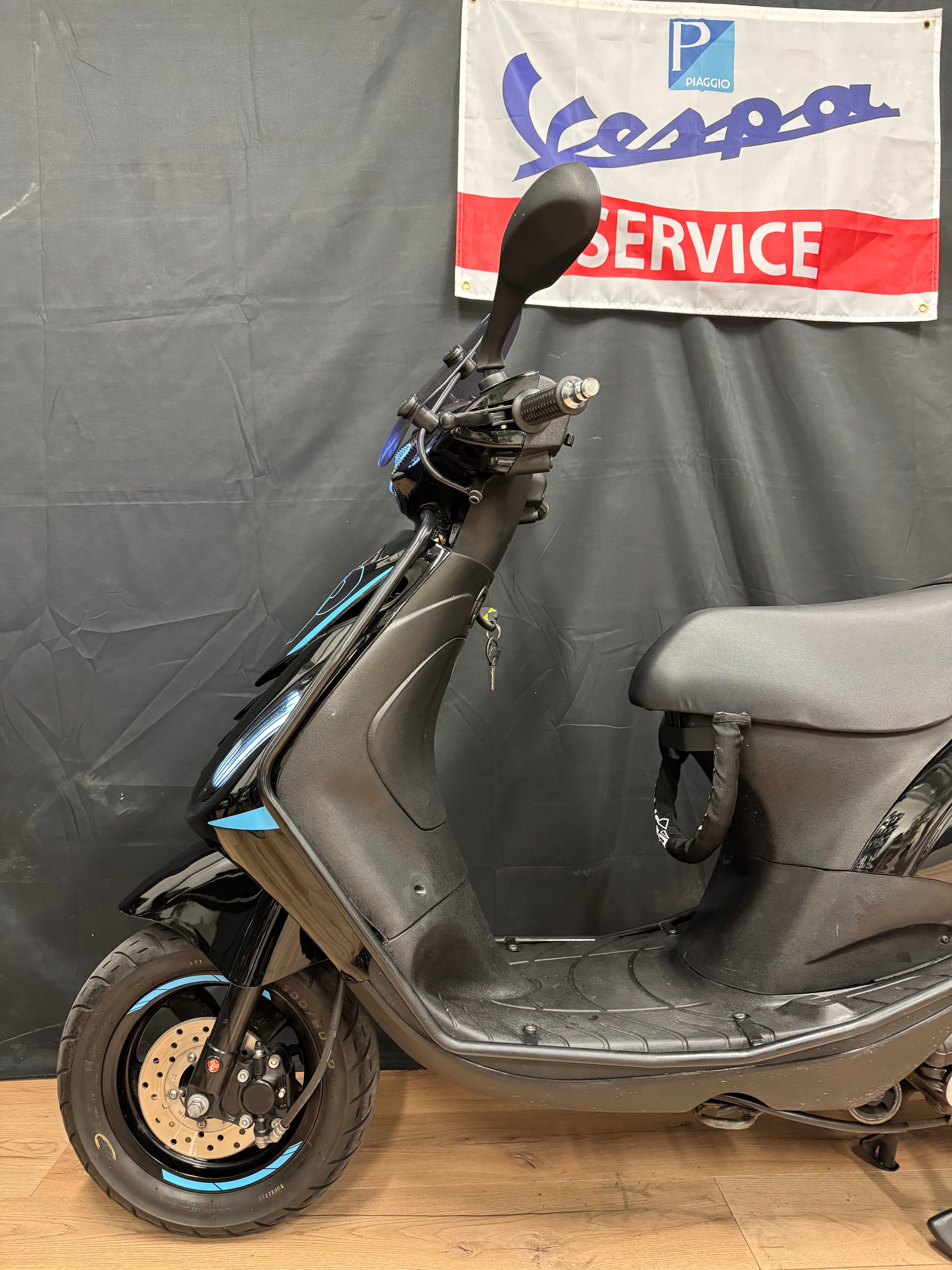 Piaggio Zip 50s | Garantie | Full option | 2021 | 1e eigenaar