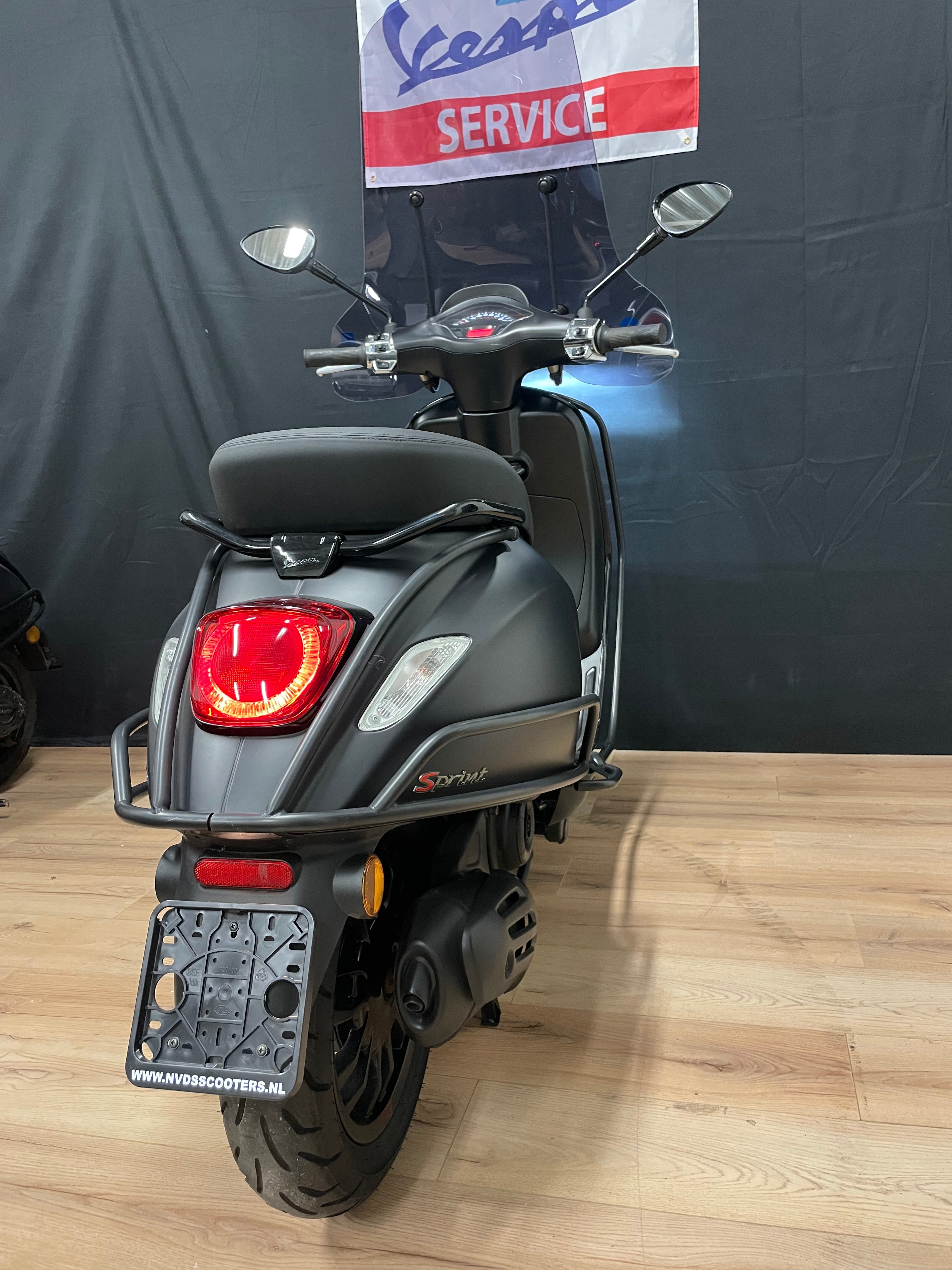 Vespa Sprint | Notte | Garantie | Iget | 1e eigenaar