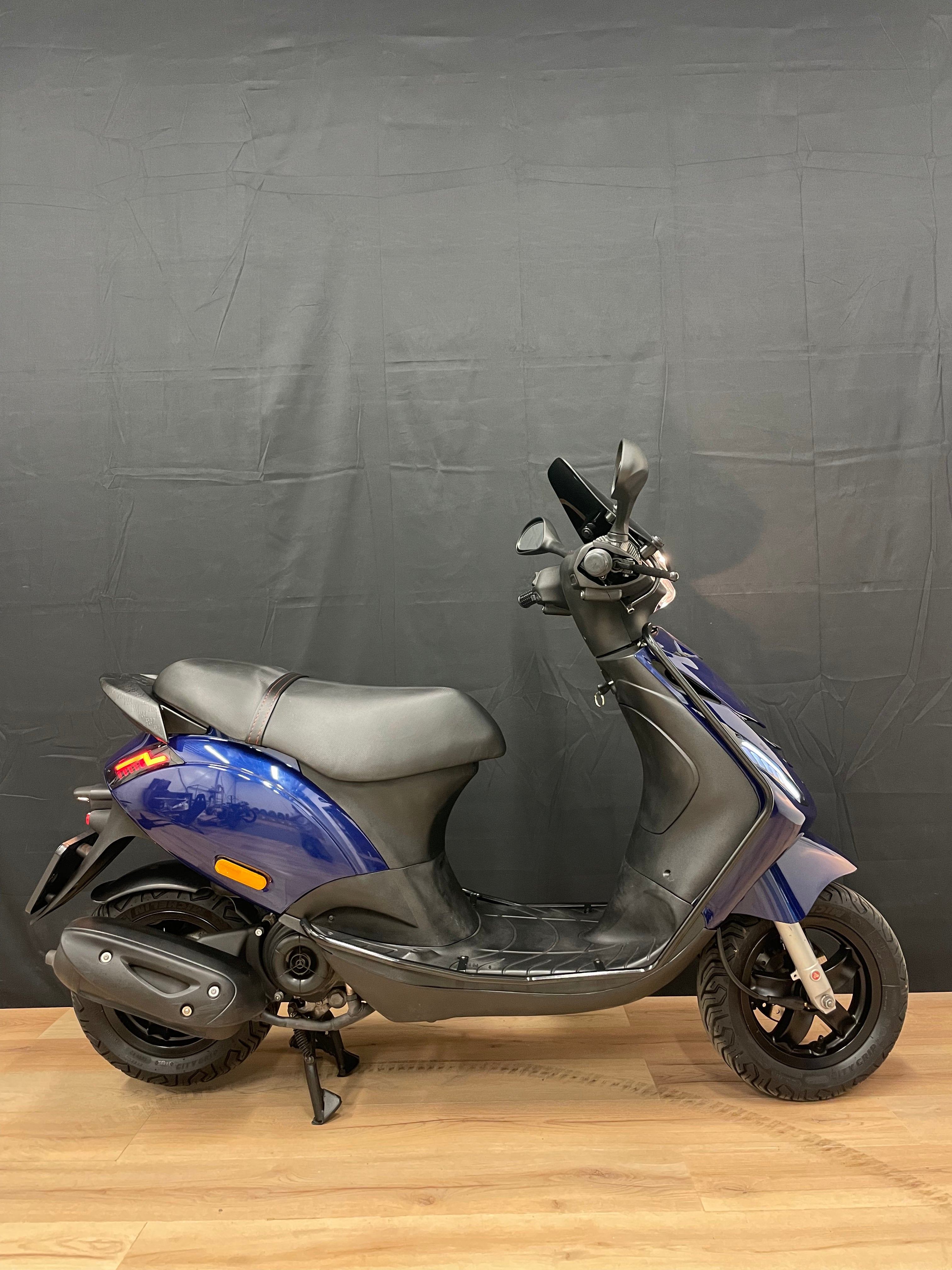 Piaggio Zip 50 S - Full option - Brom - Garantie - Custom