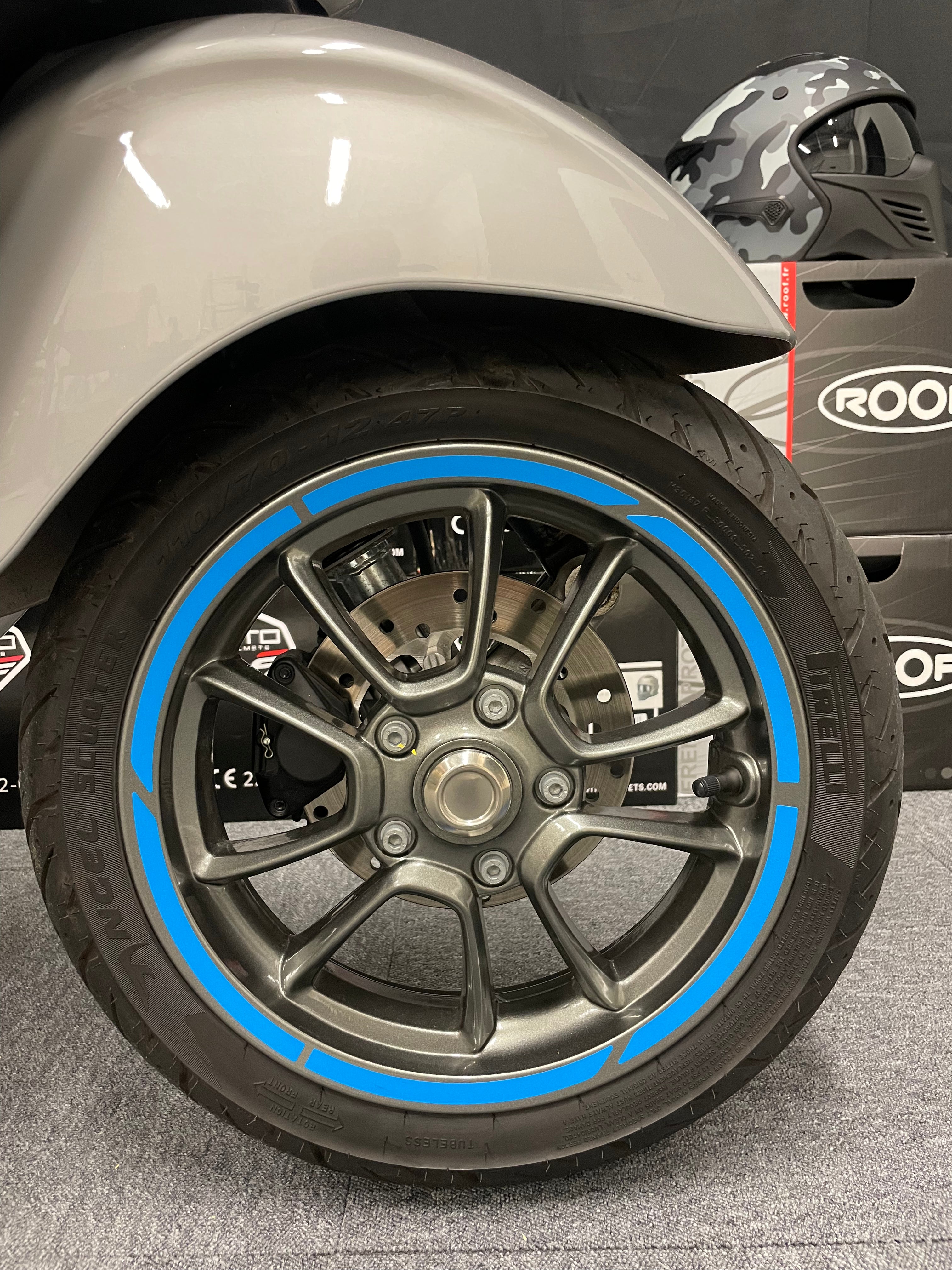 Vespa Elettrica | Snor | Garantie | 2200km | Nieuwstaat