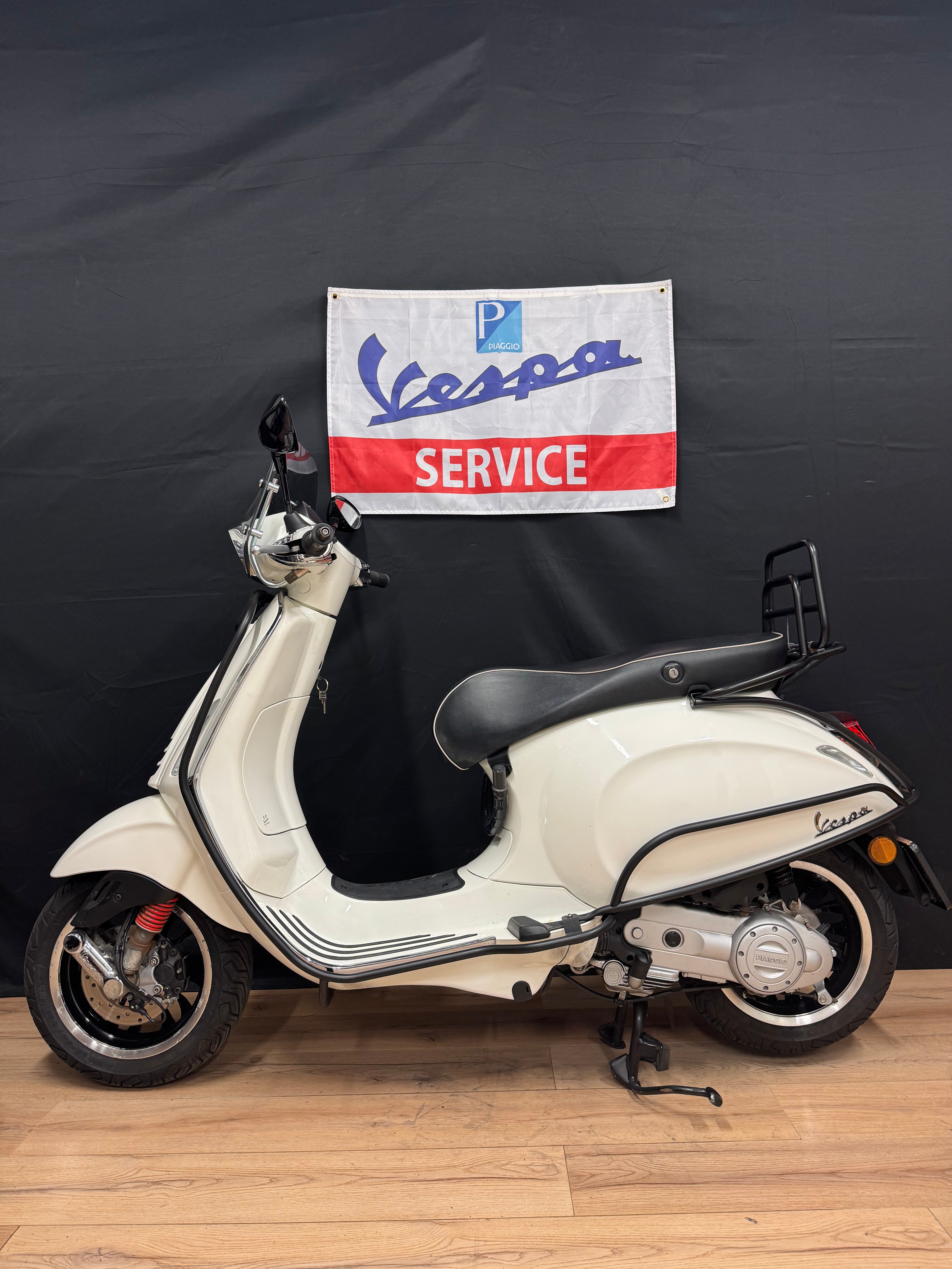 Vespa sprint E5 | 2022 | 8000km | Garantie | Opties