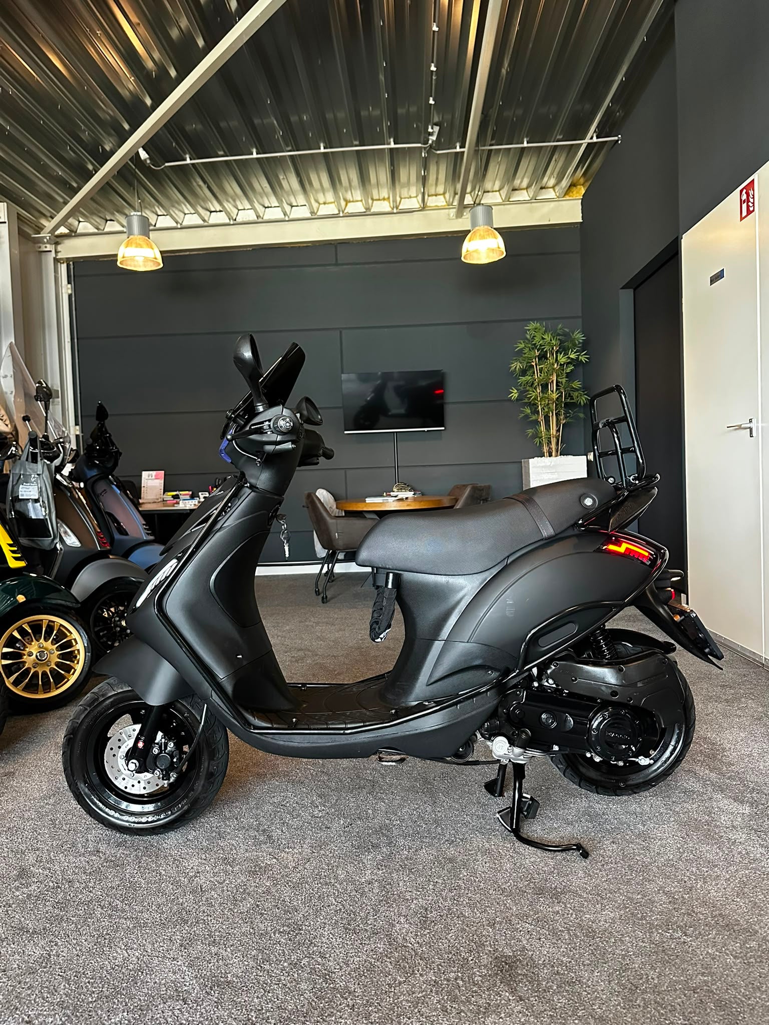 Piaggio Zip 50S | Full option | Brom | 2024 | Malossi