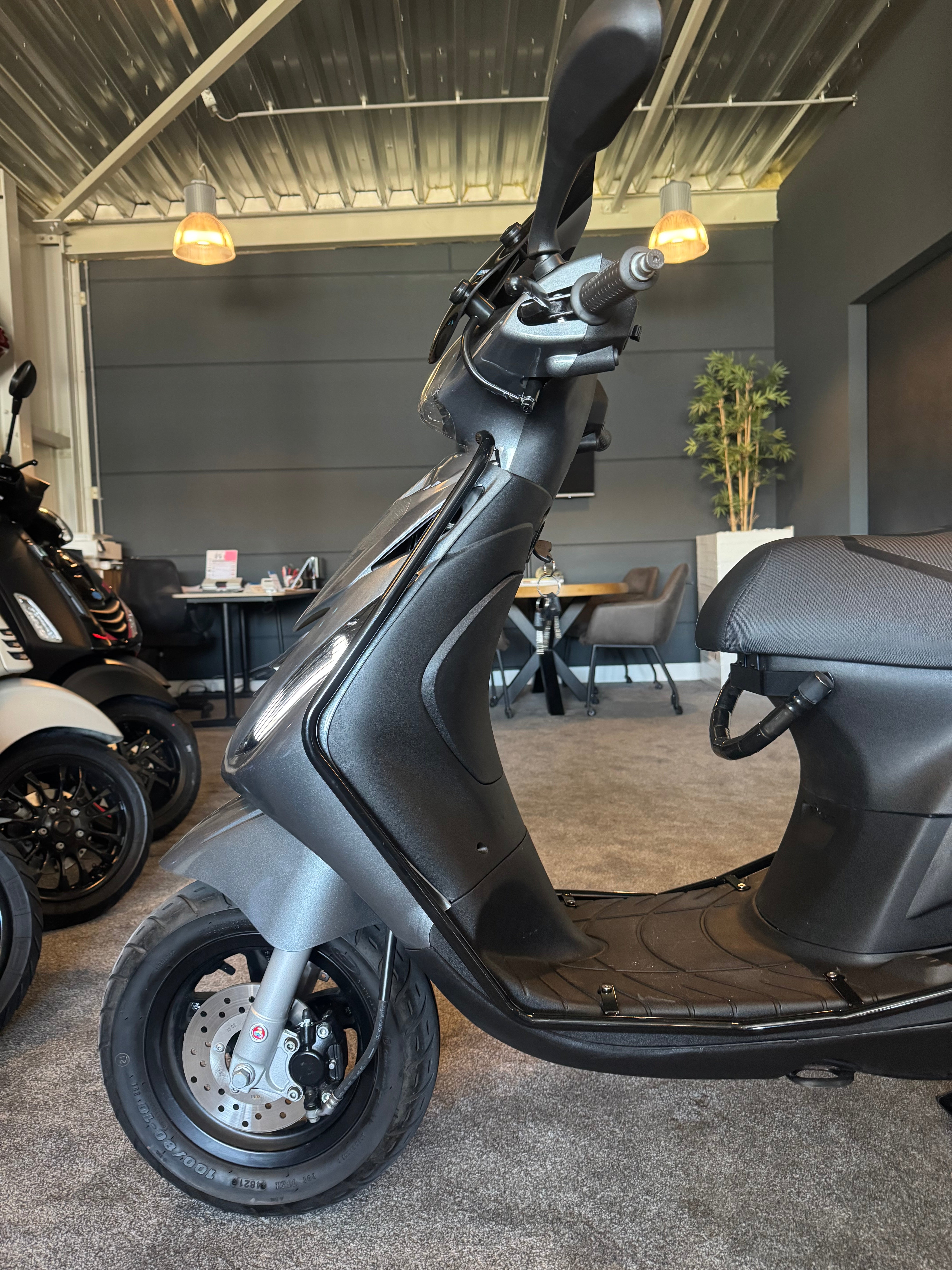 Piaggio Zip 50s | Full option | Brom | Garantie | Custom