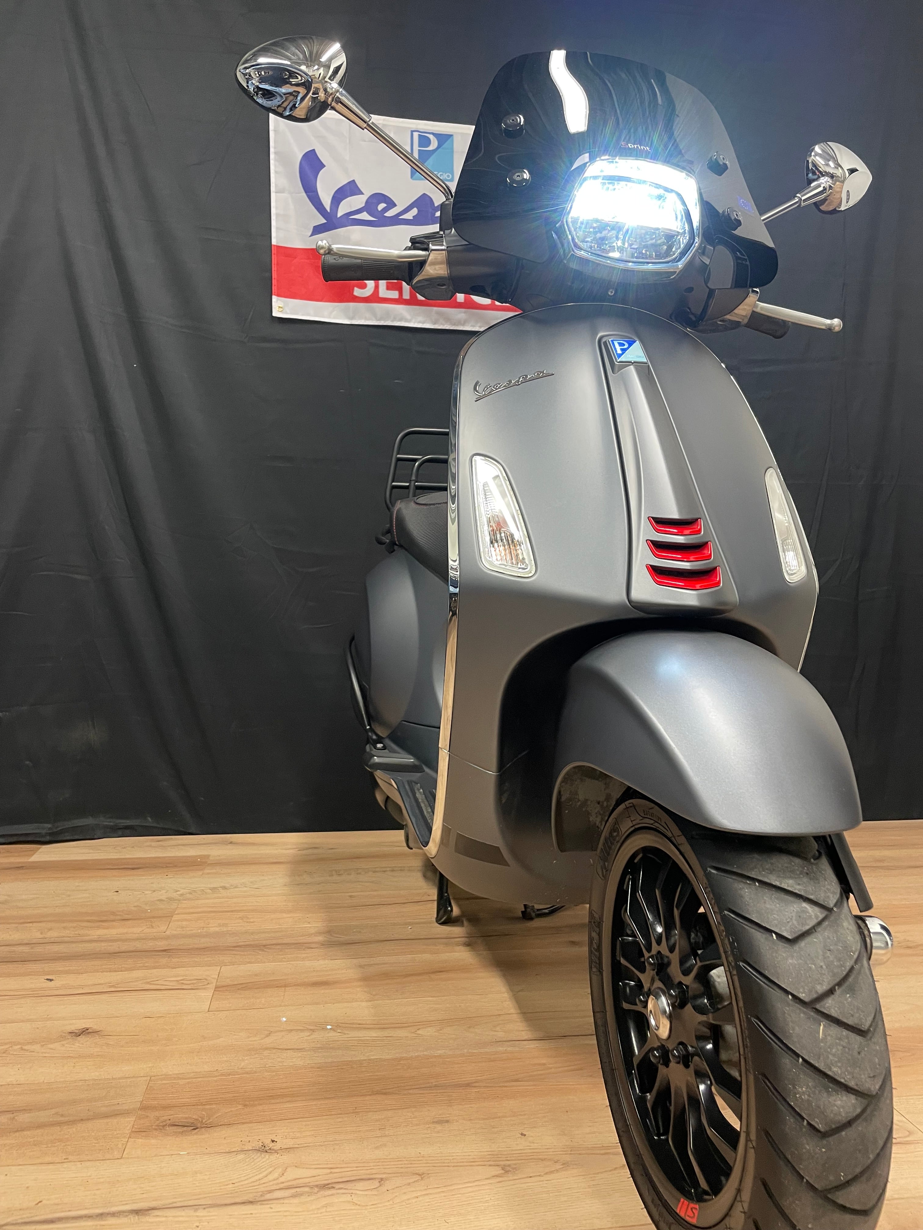 Vespa sprint 50S | Nieuwstaat | Garantie | Iget | option