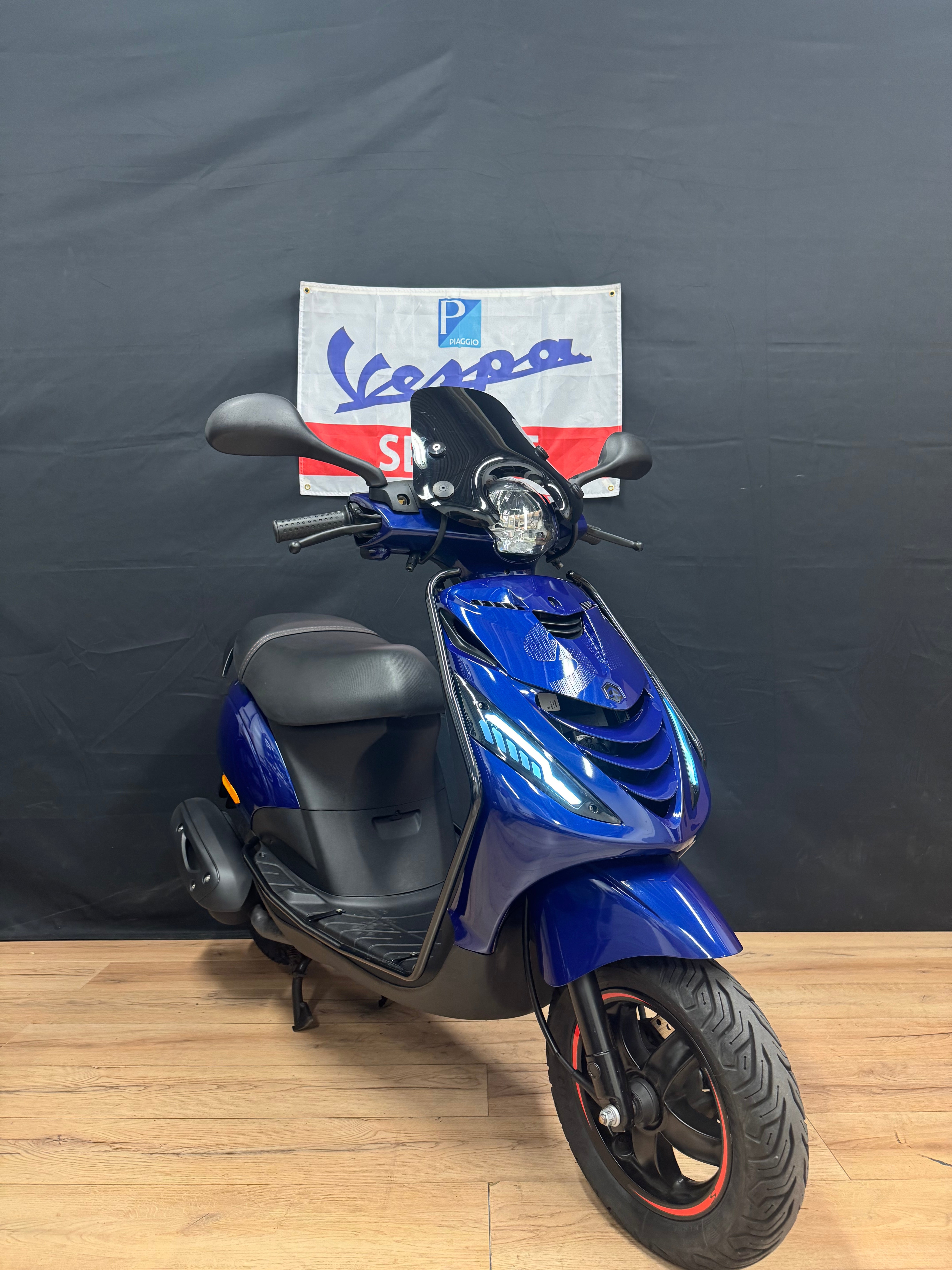 Piaggio Zip 50s Custom | Garantie | IGET | Full option