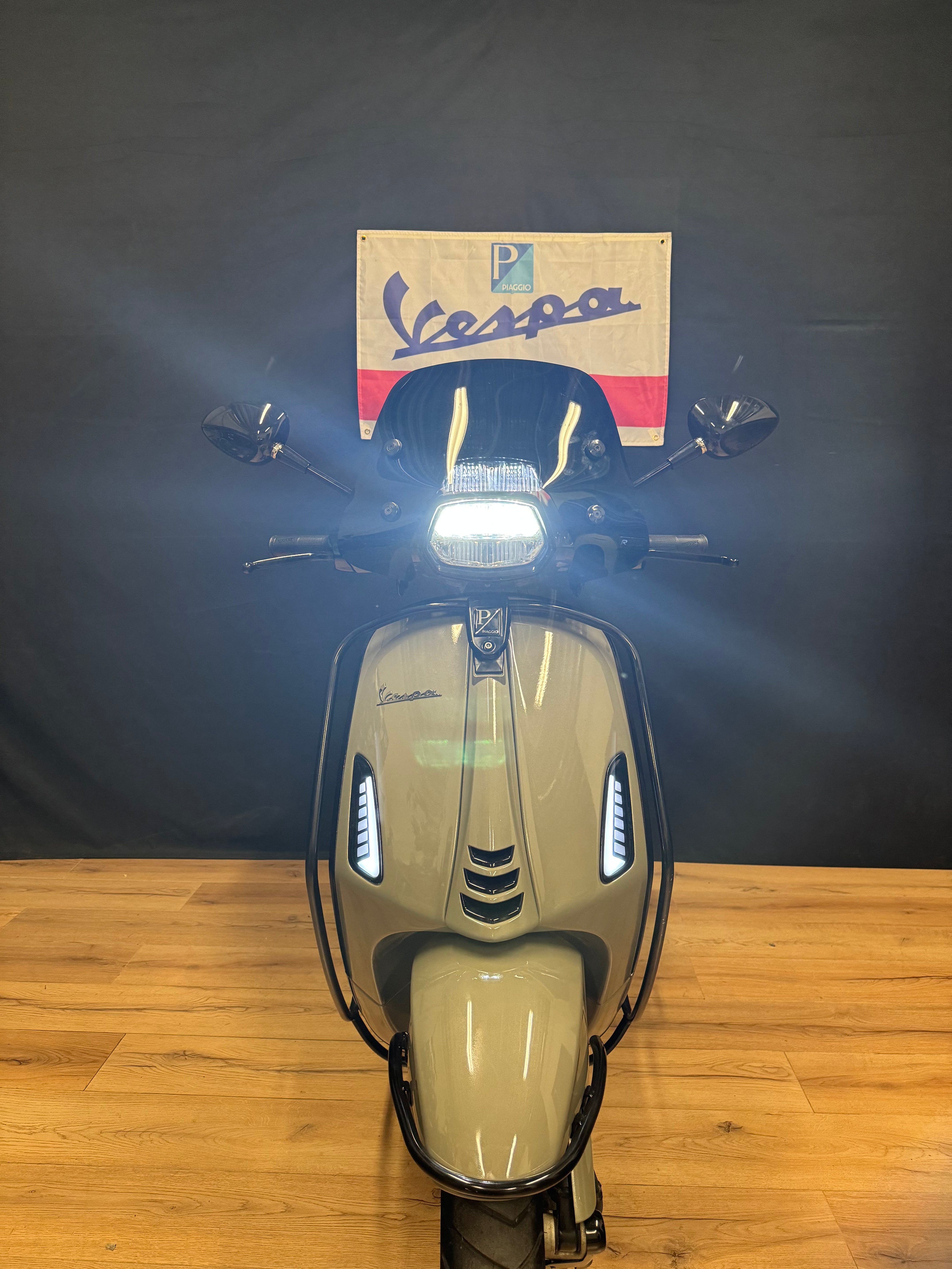 Vespa Sprint 50s | Custom | Full option | Garantie | 2000km