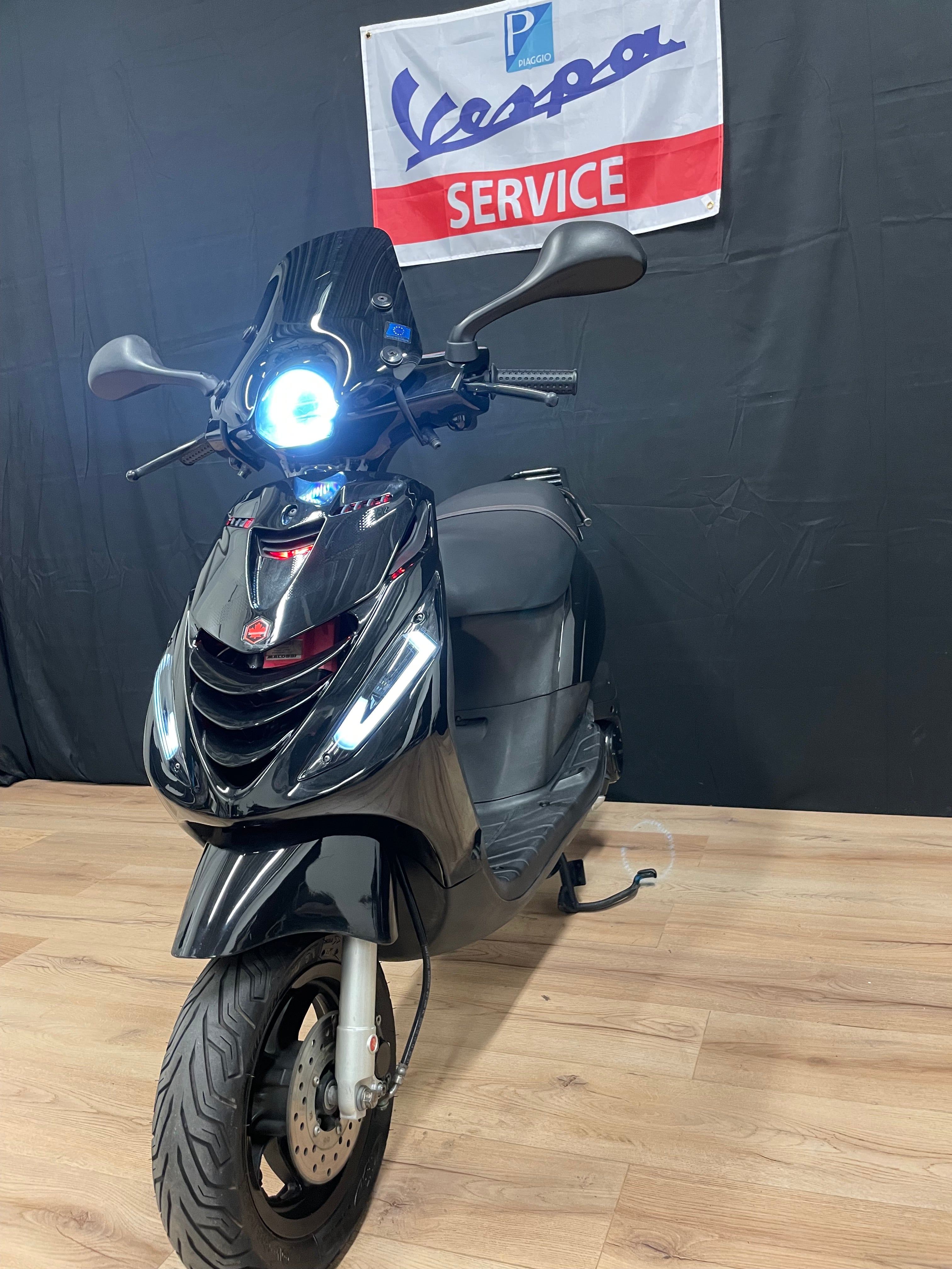 Piaggio Zip S | 80 cc | IGET E4 | Full Malossi | 2020 | Brom