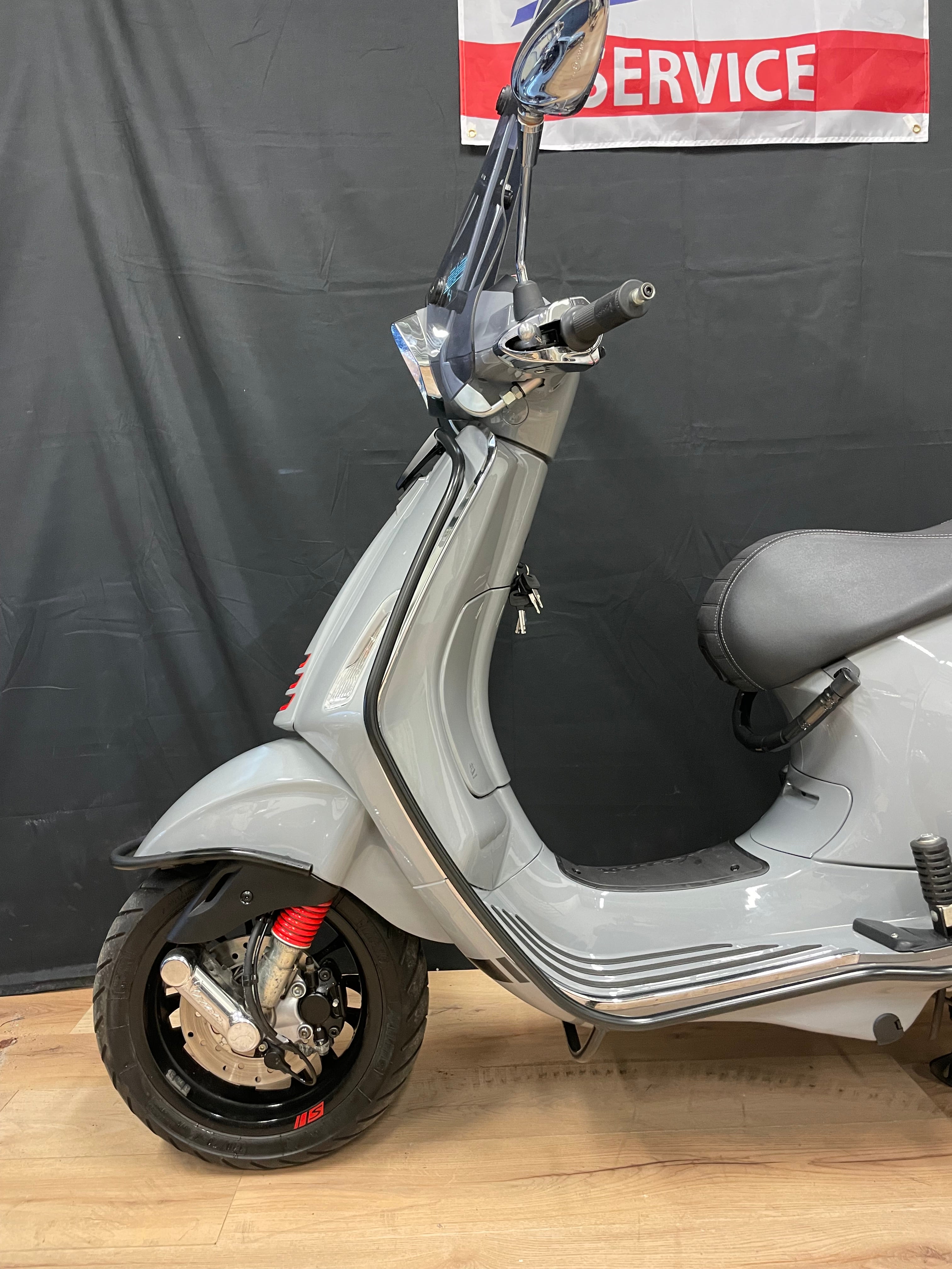 Vespa sprint 50S | Nieuwstaat | IGET | Garantie | Brom/Snor
