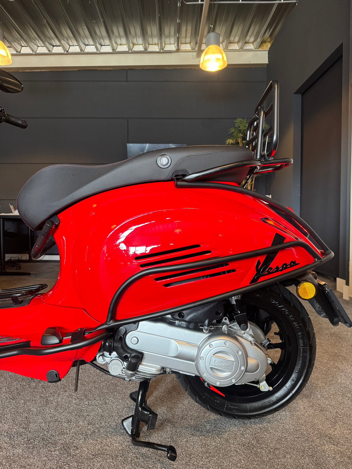 Vespa Sprint RST | 2026 | Full option | Brom / Snor | 300km