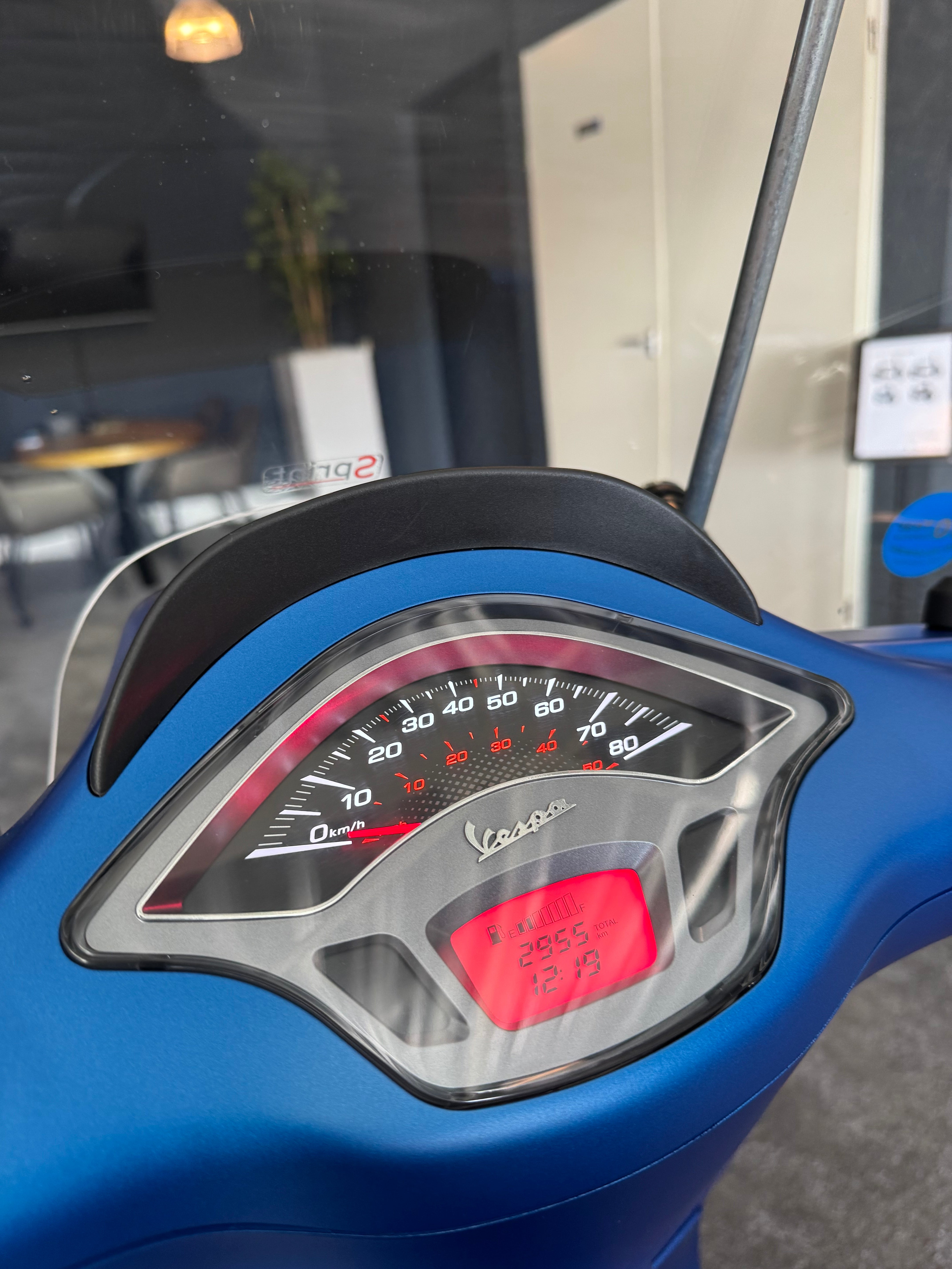 Vespa sprint 50s | 2025 | Garantie | Brom | Nieuwstaat