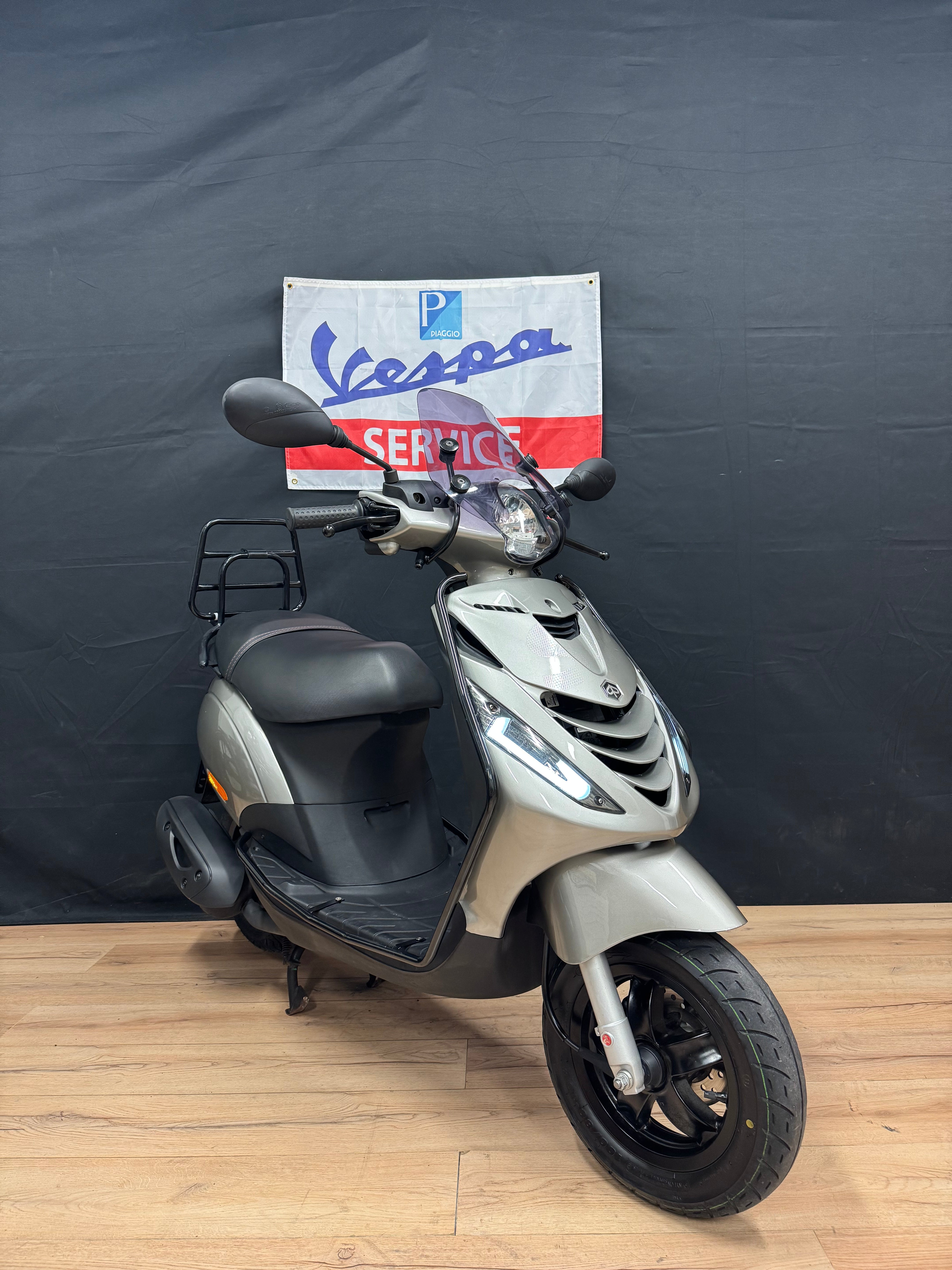 Piaggio Zip 50s | 2022| Garantie | Snor / Brom | Full option