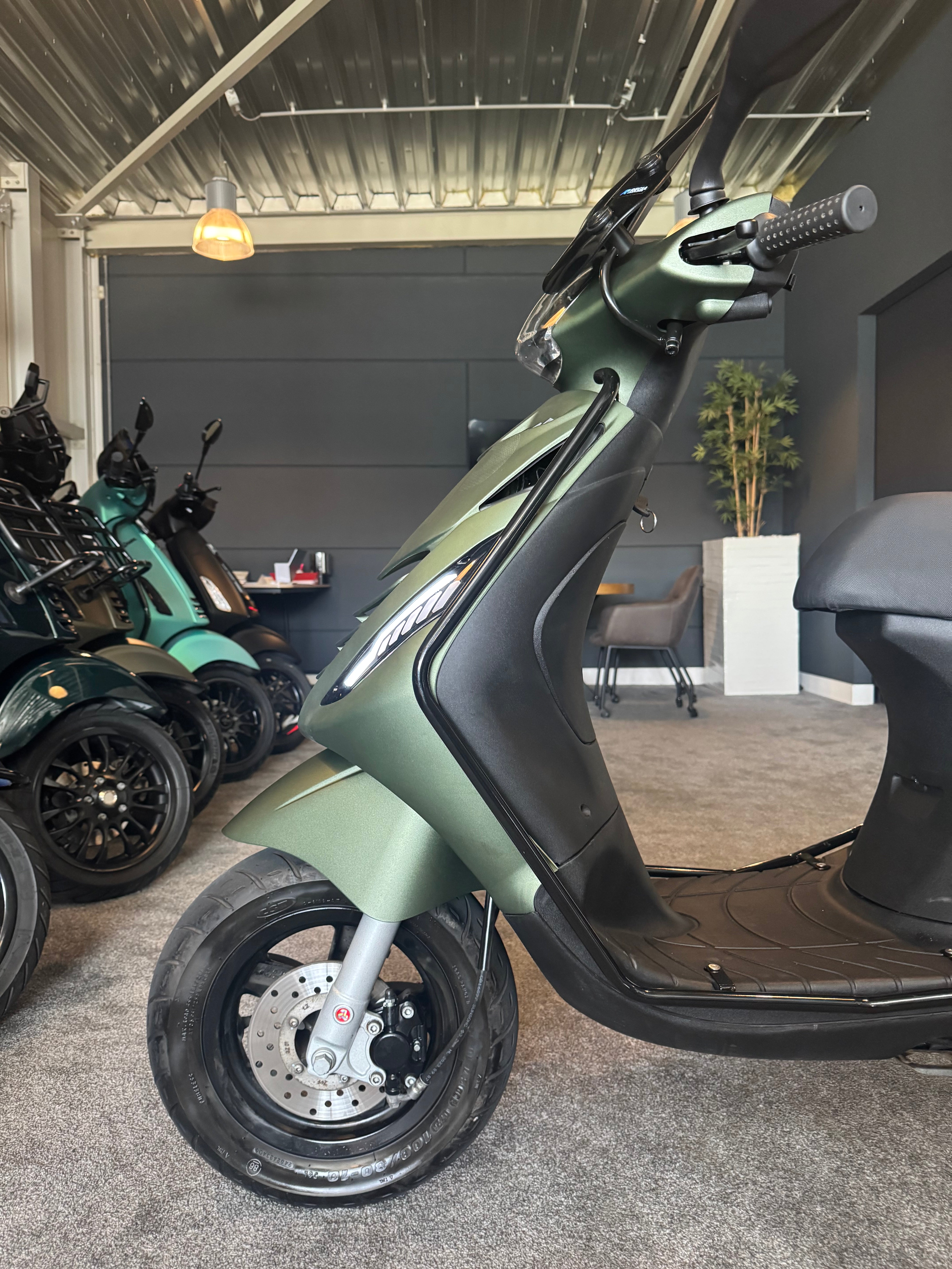 Piaggio Zip 50S | 2024 | Full option | Brom | Garantie