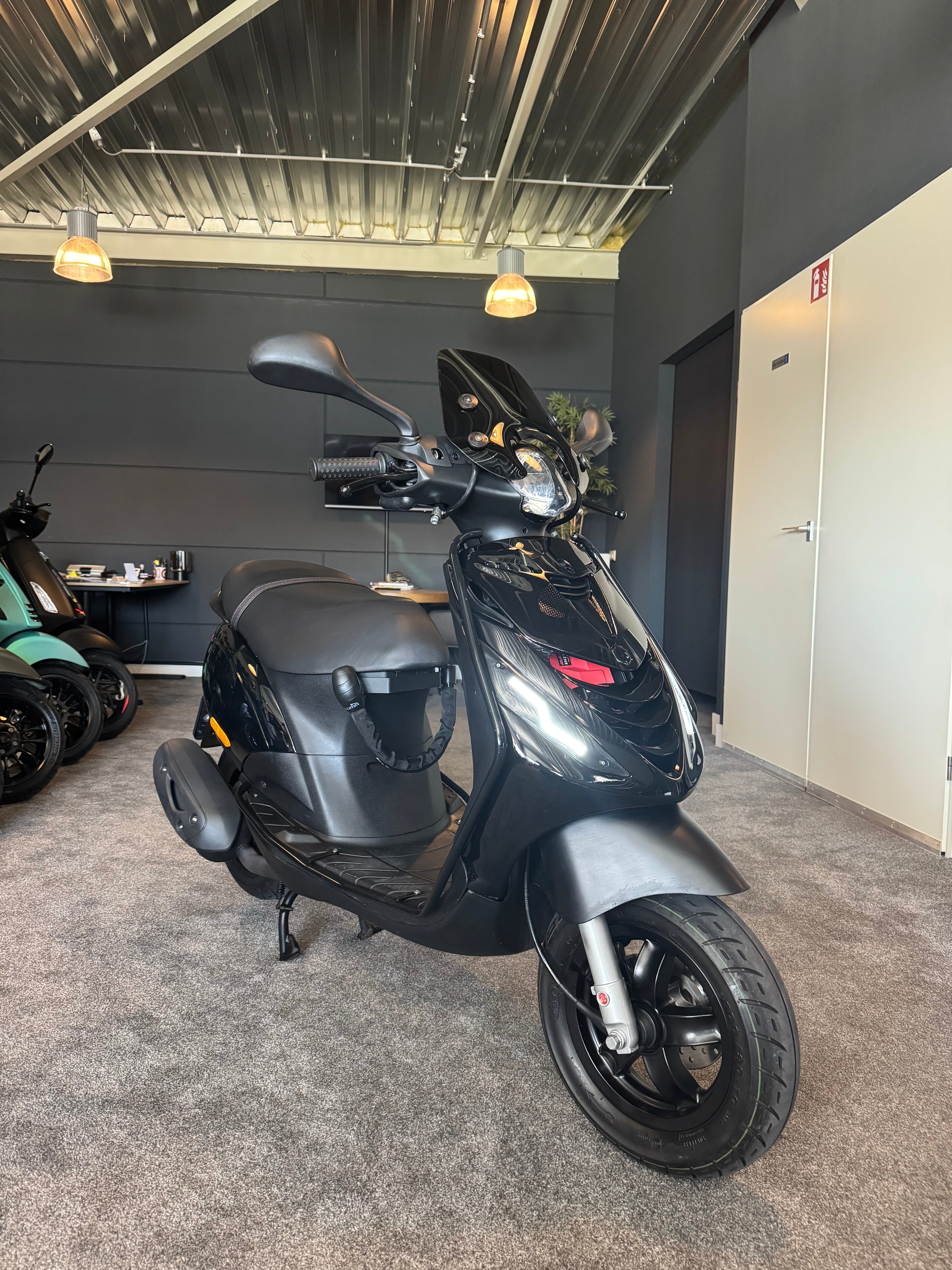 Piaggio Zip 50S | Brom | Malossi | Full option | Garantie