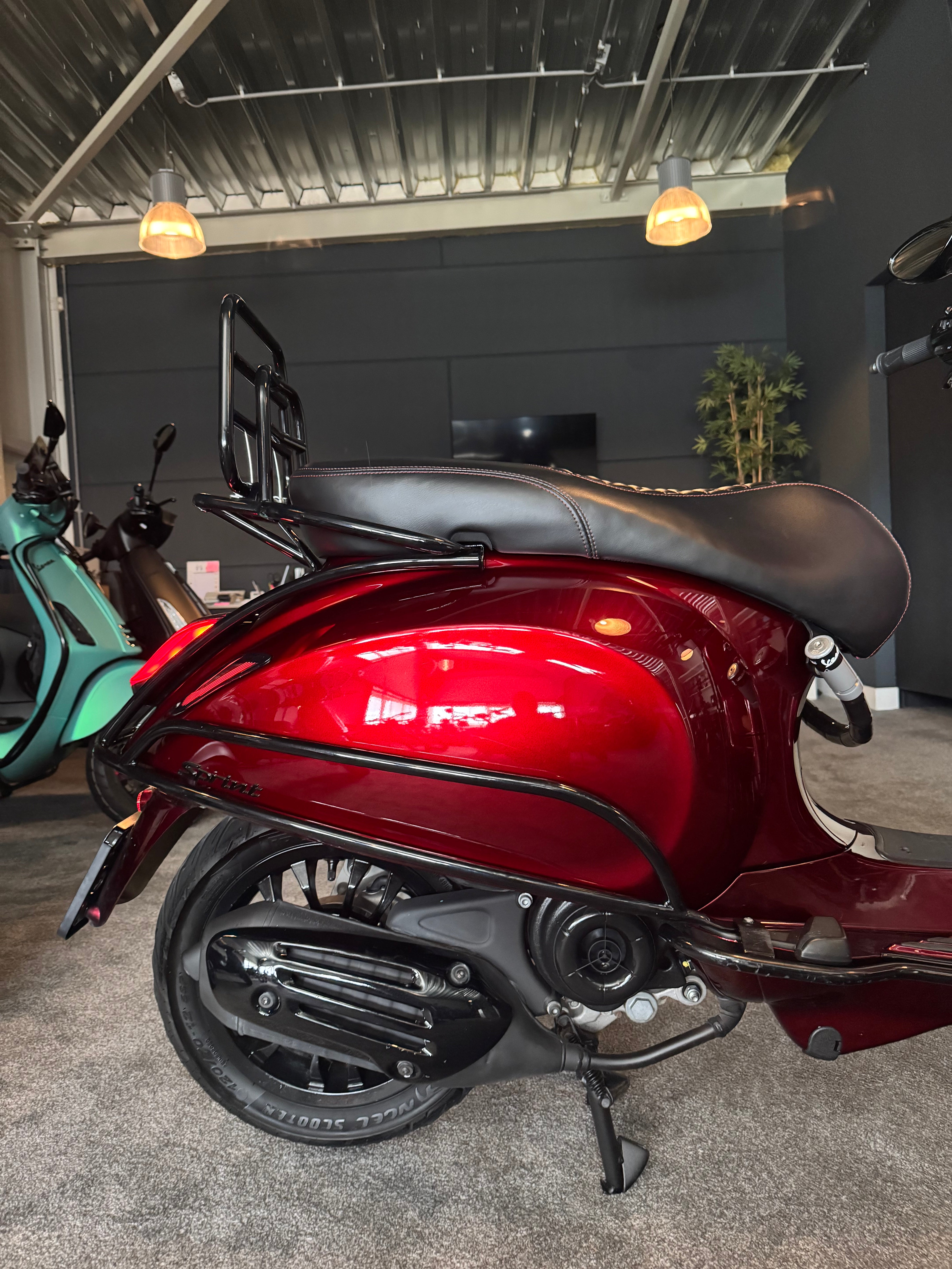 Vespa Sprint 50S | Custom | Full option | 1e eigenaar | Garantie