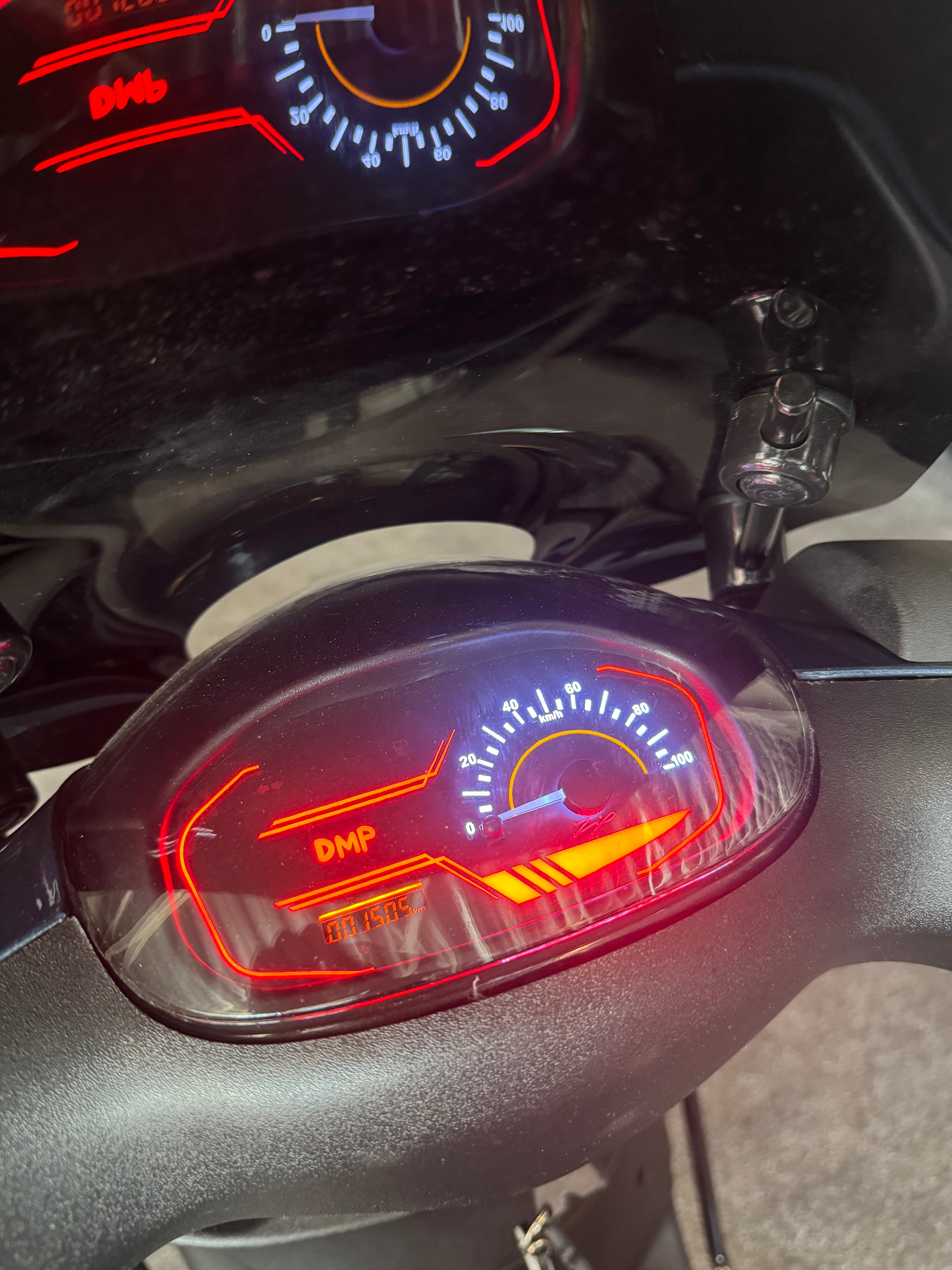Piaggio Zip 50s | Custom | Brom | Full option | 2025 | Garantie
