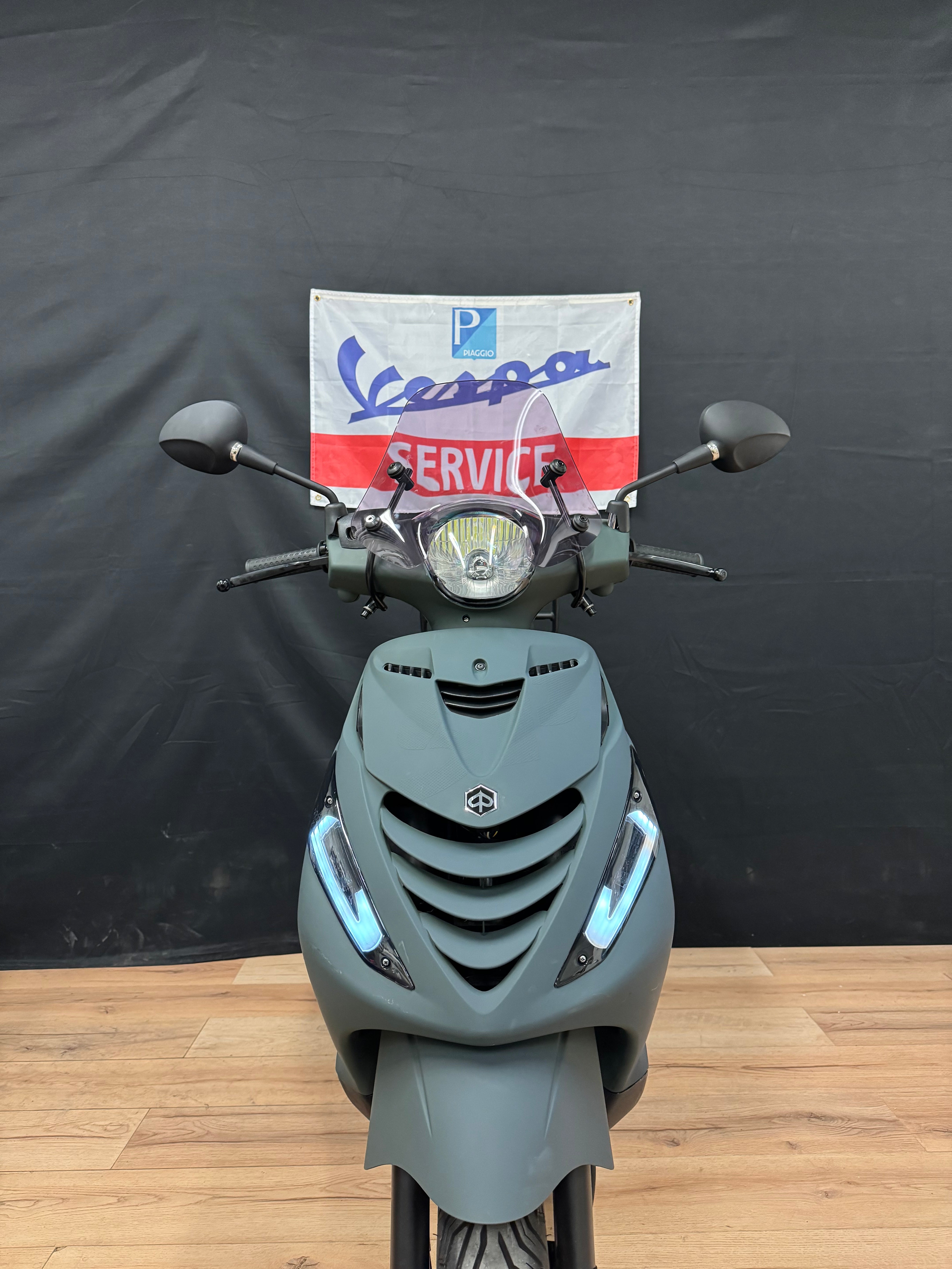 Piaggio Zip 50s | Zeer nette staat | Brom | Carburateur | 2V