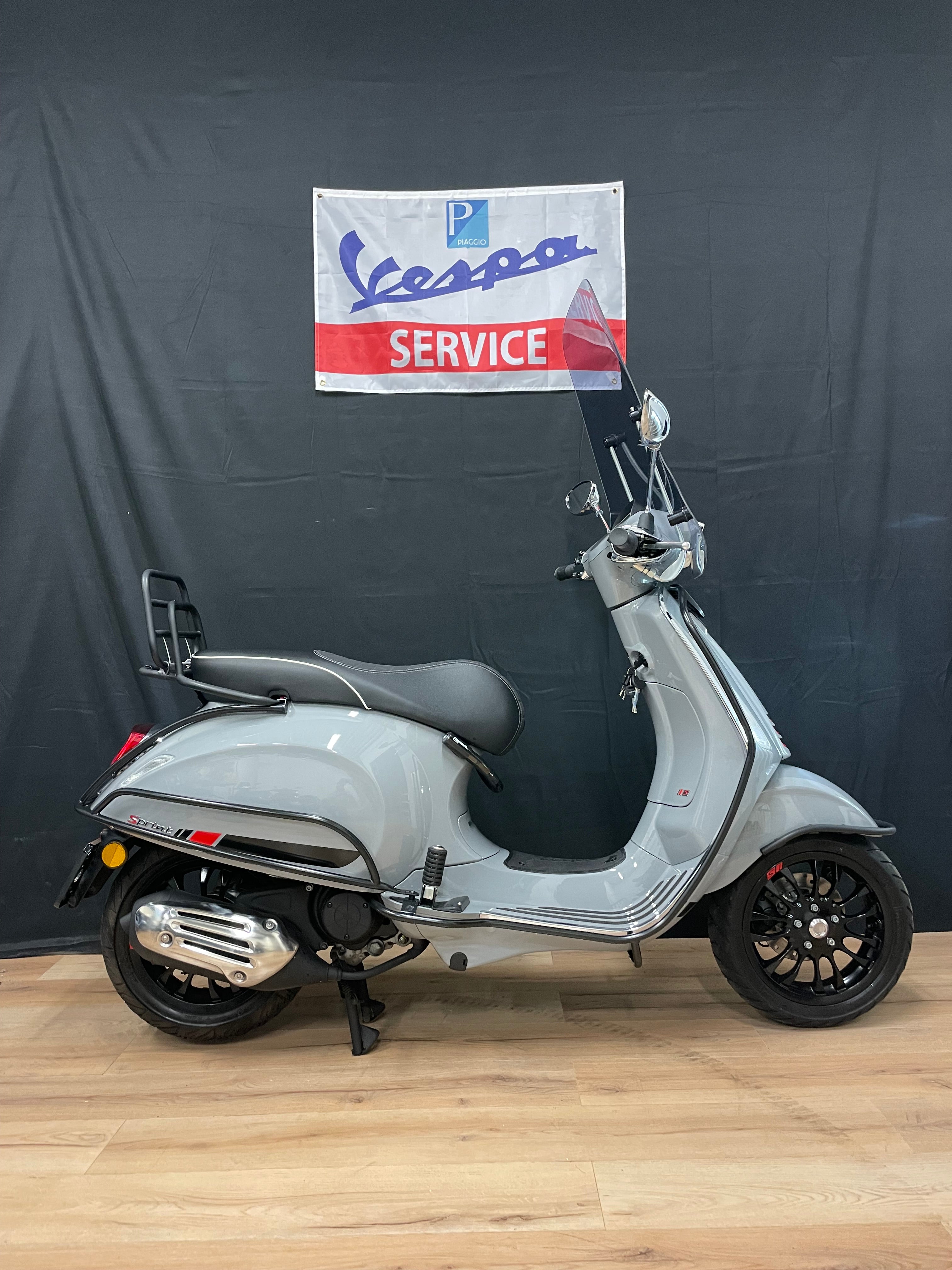 Vespa sprint 50S | Nieuwstaat | IGET | Garantie | Brom/Snor