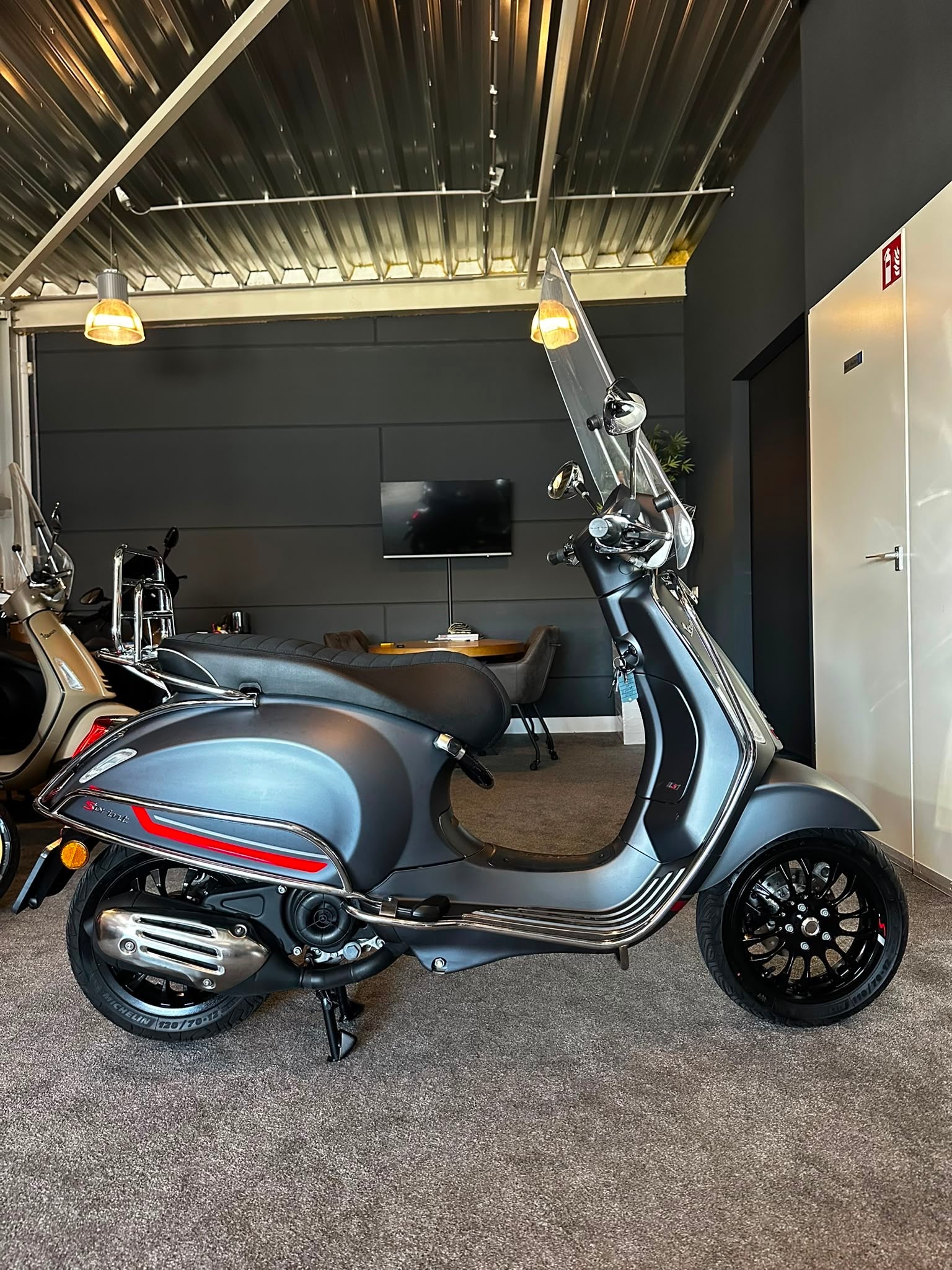 Vespa sprint 50S | 2024 | 1e eigenaar | Brom | Garantie