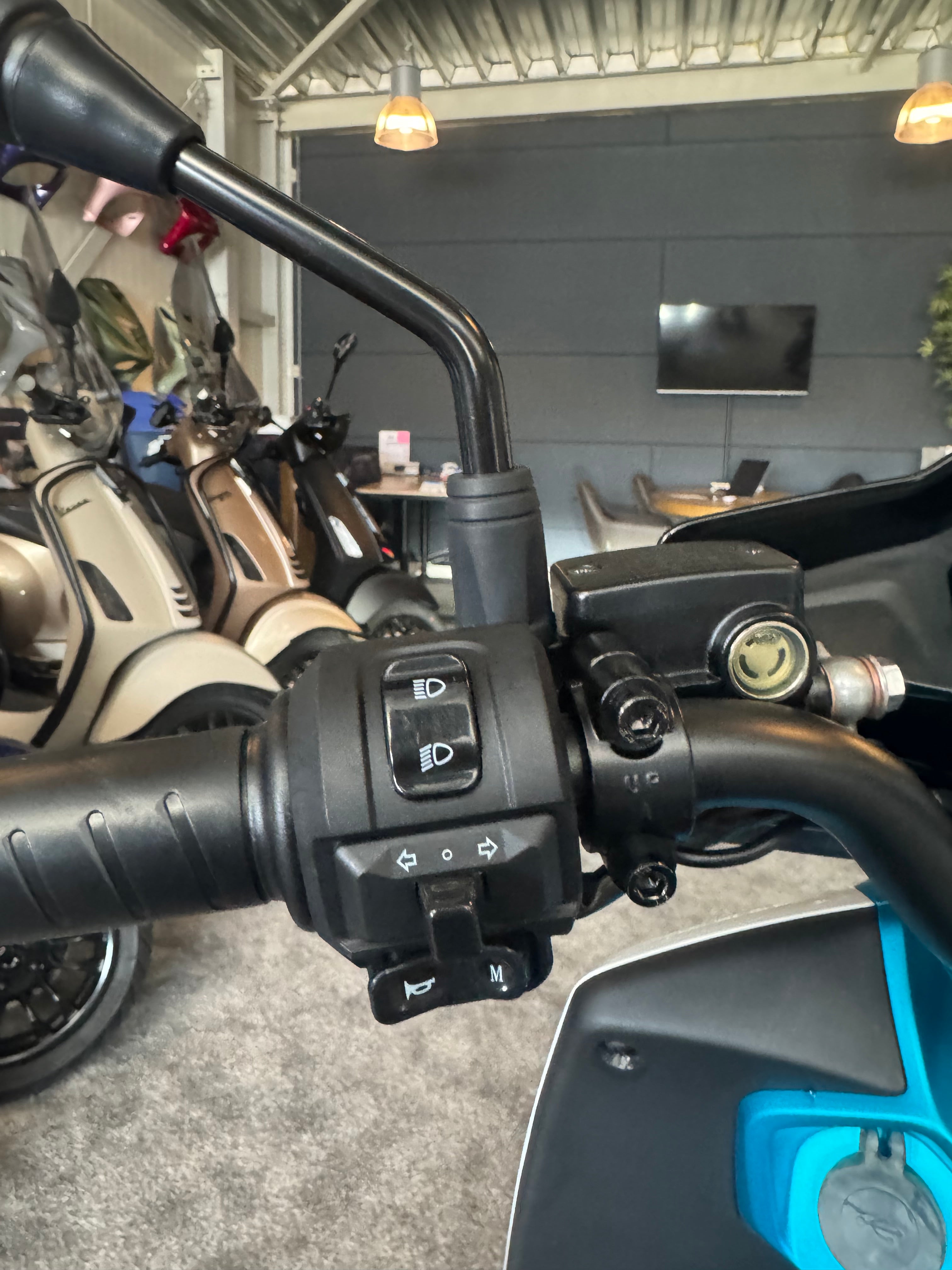 Piaggio One Elektrische Scooter - Nieuw - Artic MIX