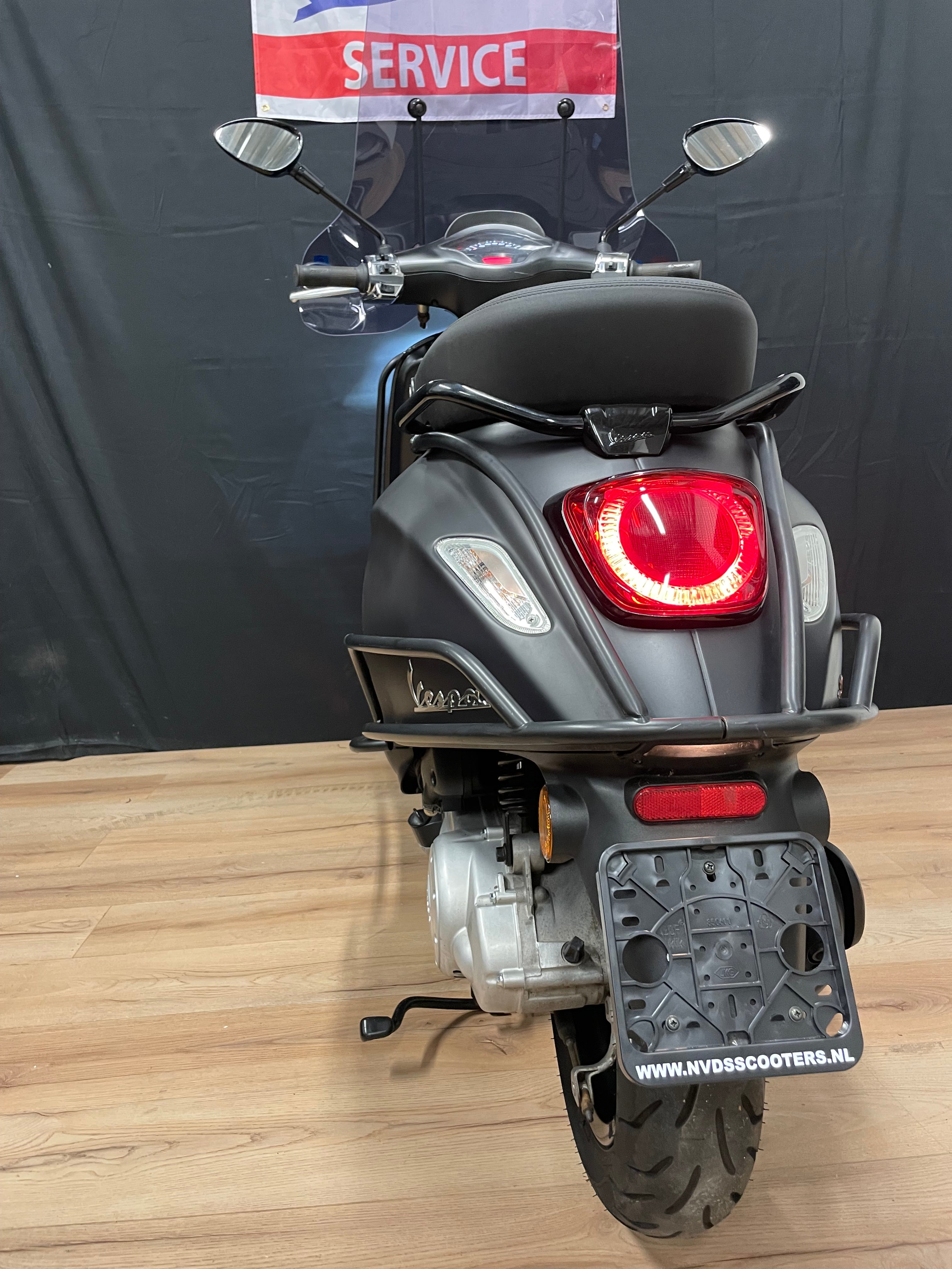 Vespa Sprint | Notte | Garantie | Iget | 1e eigenaar