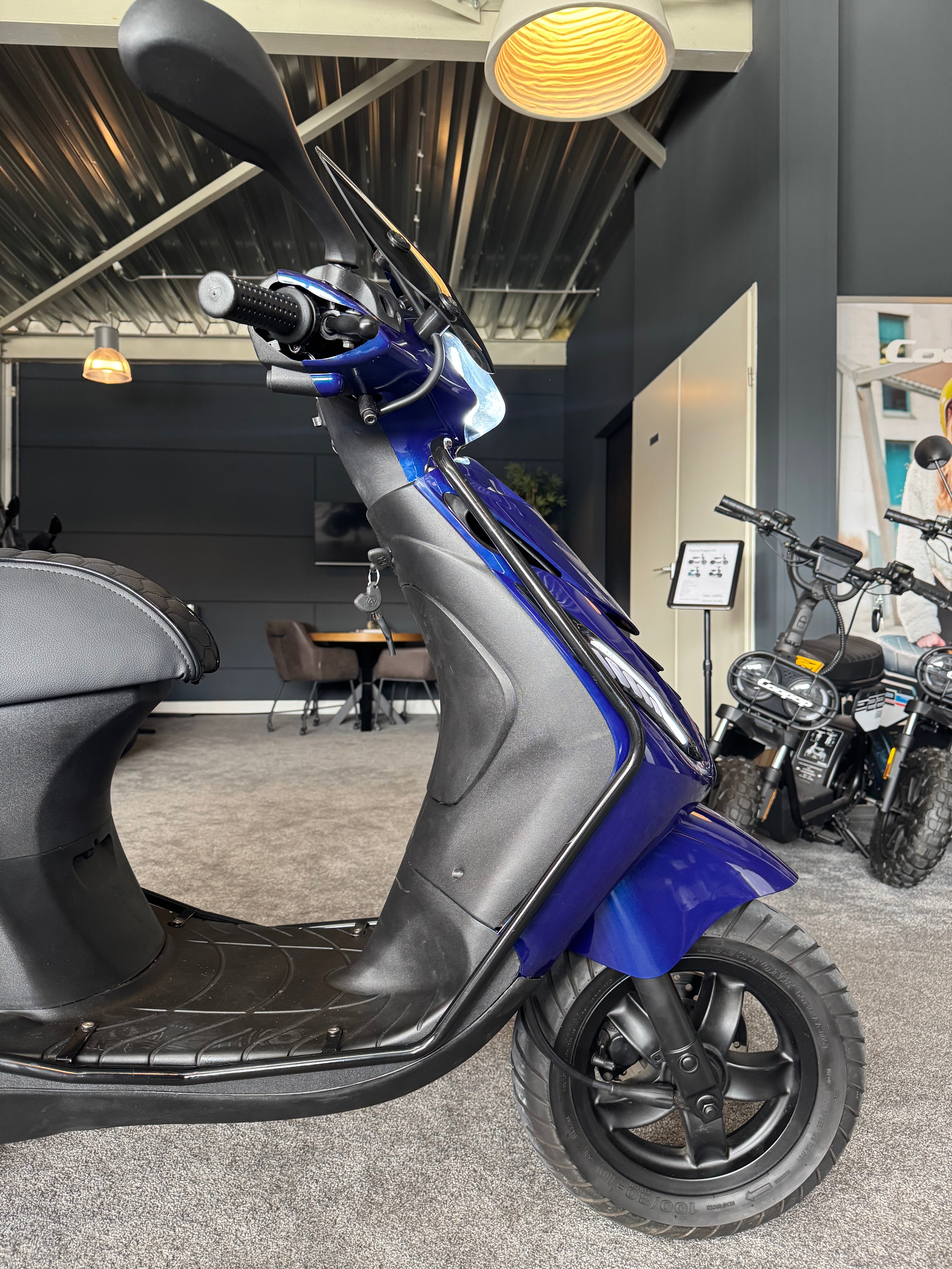Piaggio Zip | Full option | Custom | Brom | Garantie |