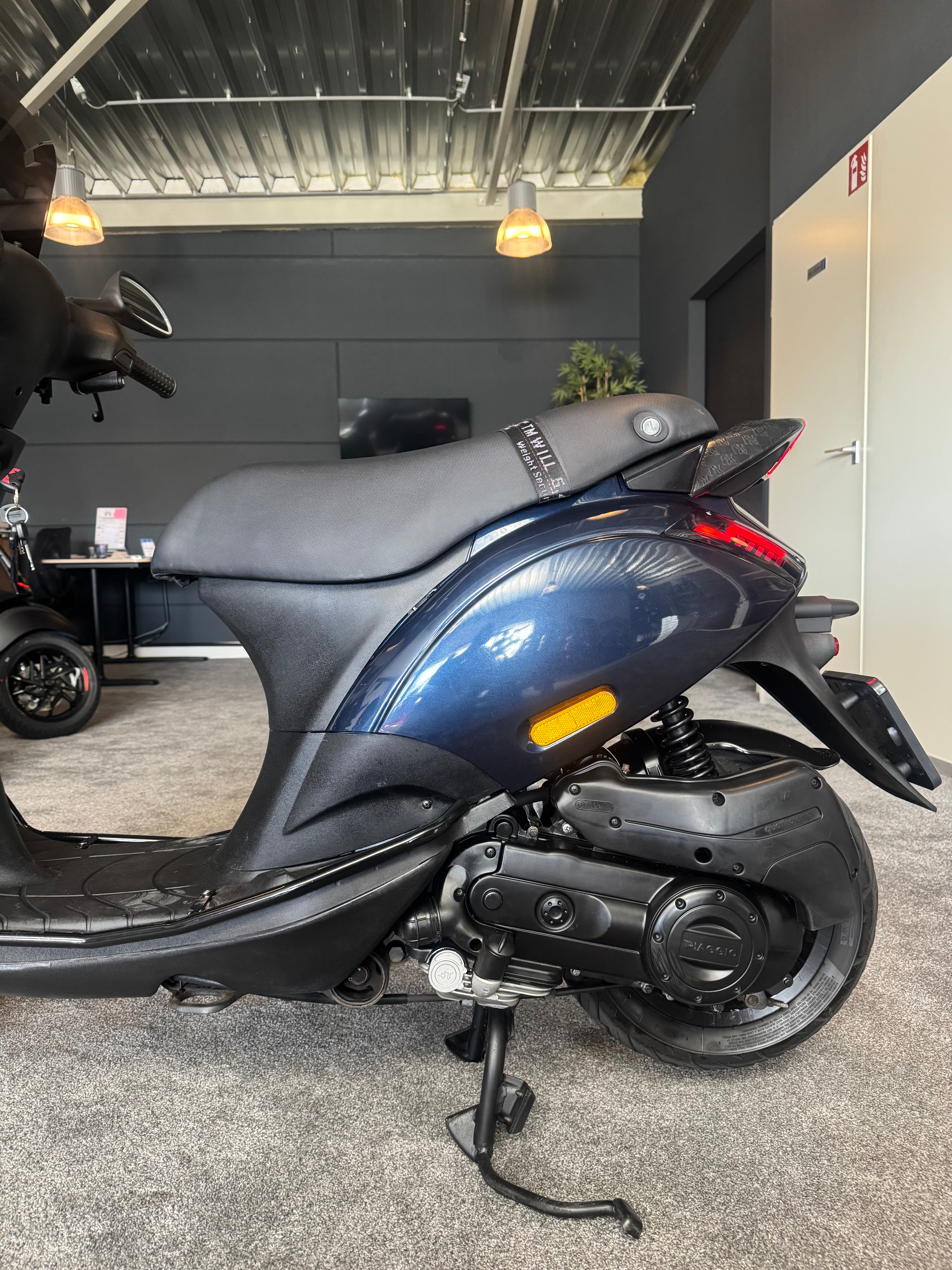 Piaggio Zip 50s | Full option | Brom | Malossi | Garantie