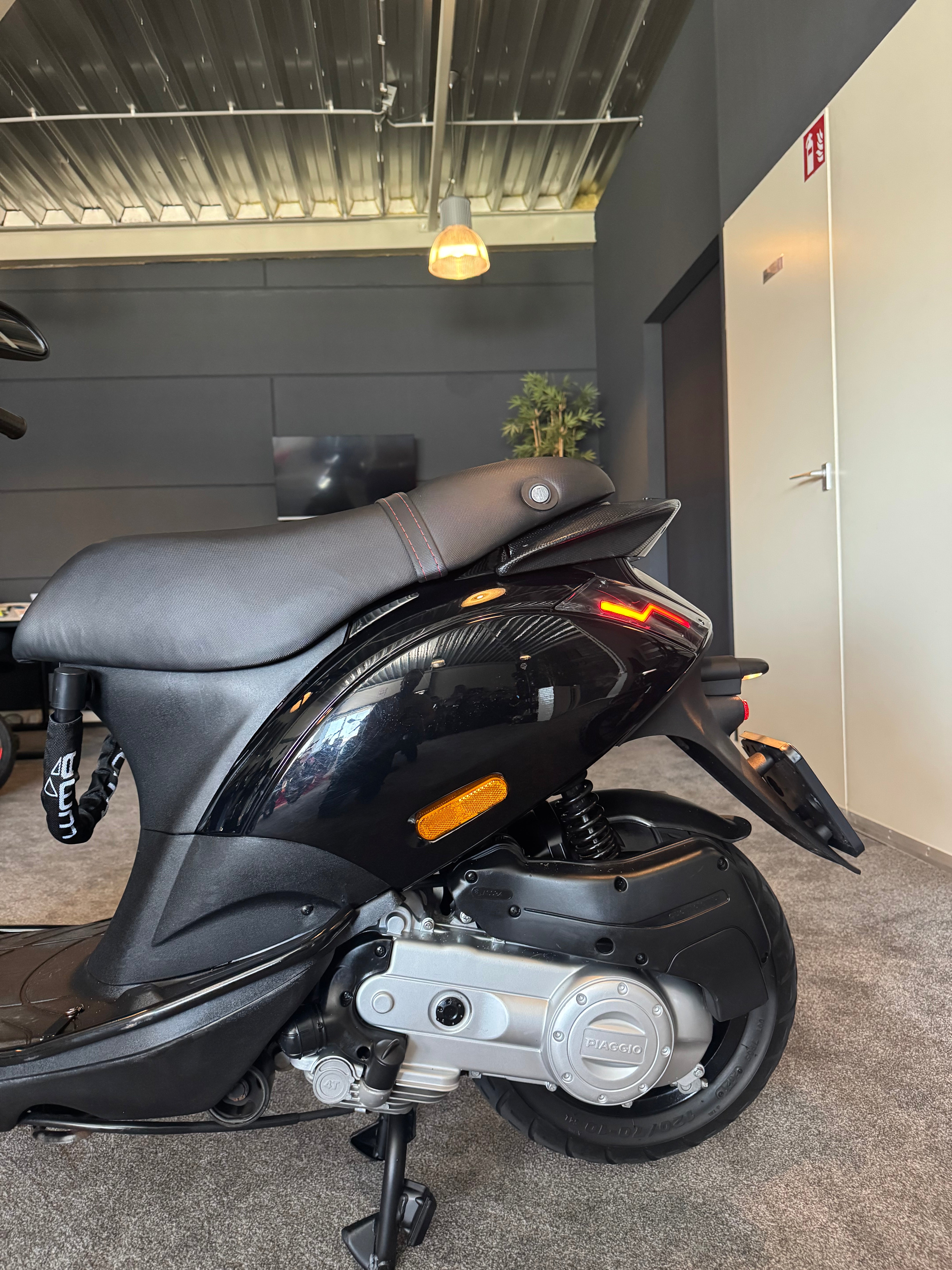 Piaggio Zip 50S | Brom | Malossi | Full option | Garantie