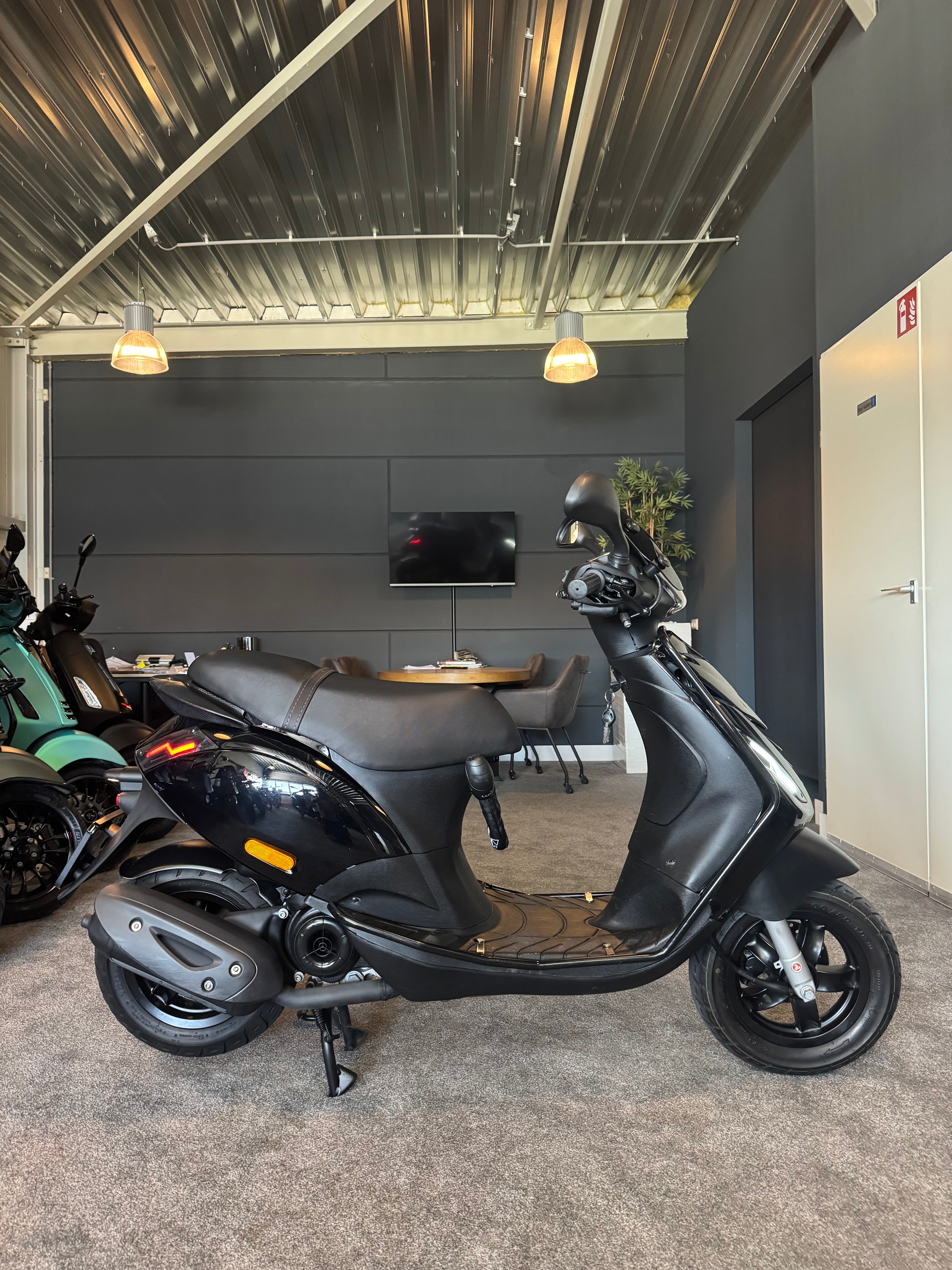 Piaggio Zip 50S | Brom | Malossi | Full option | Garantie