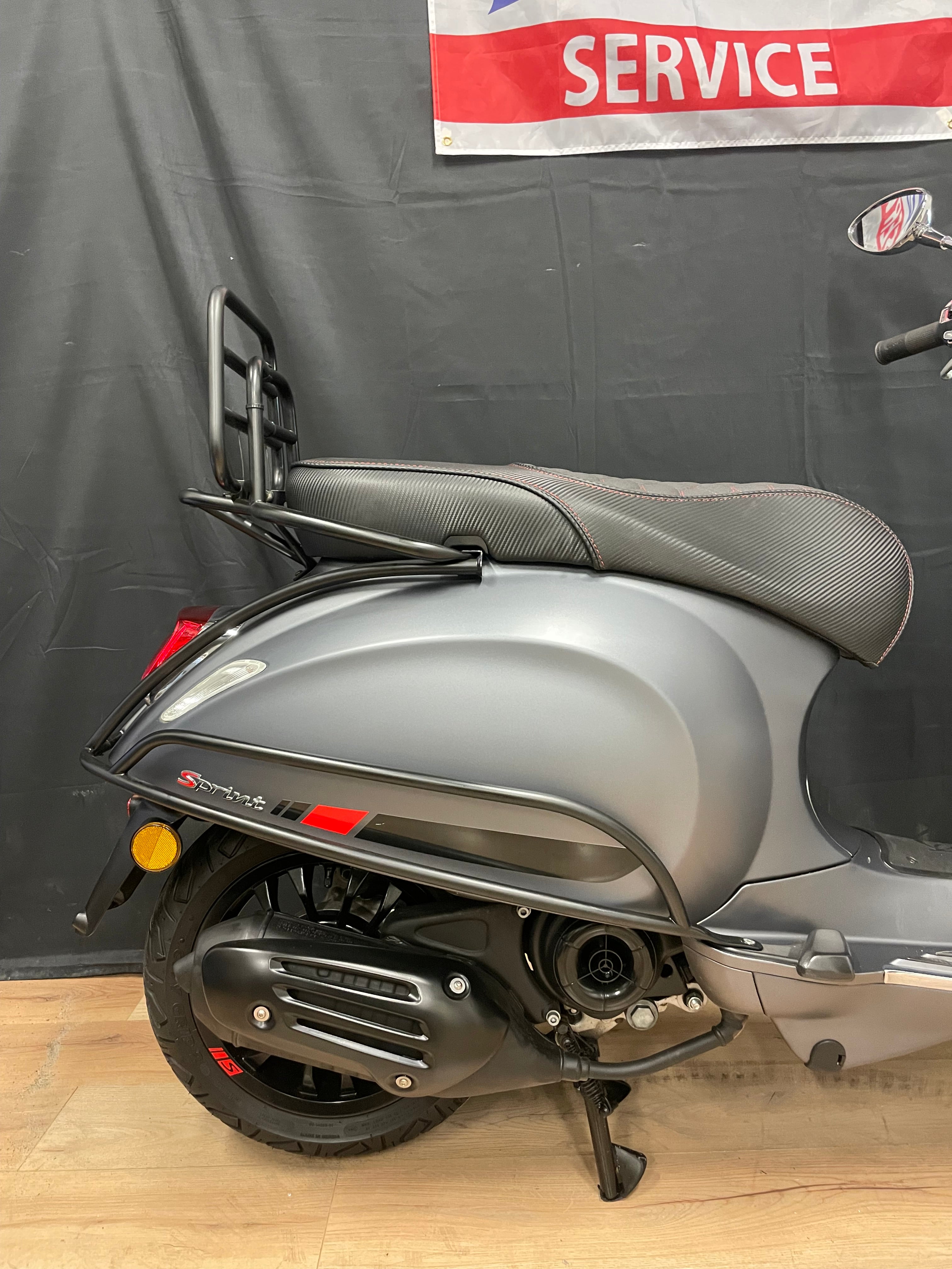 Vespa sprint 50S | Nieuwstaat | Garantie | Iget | option