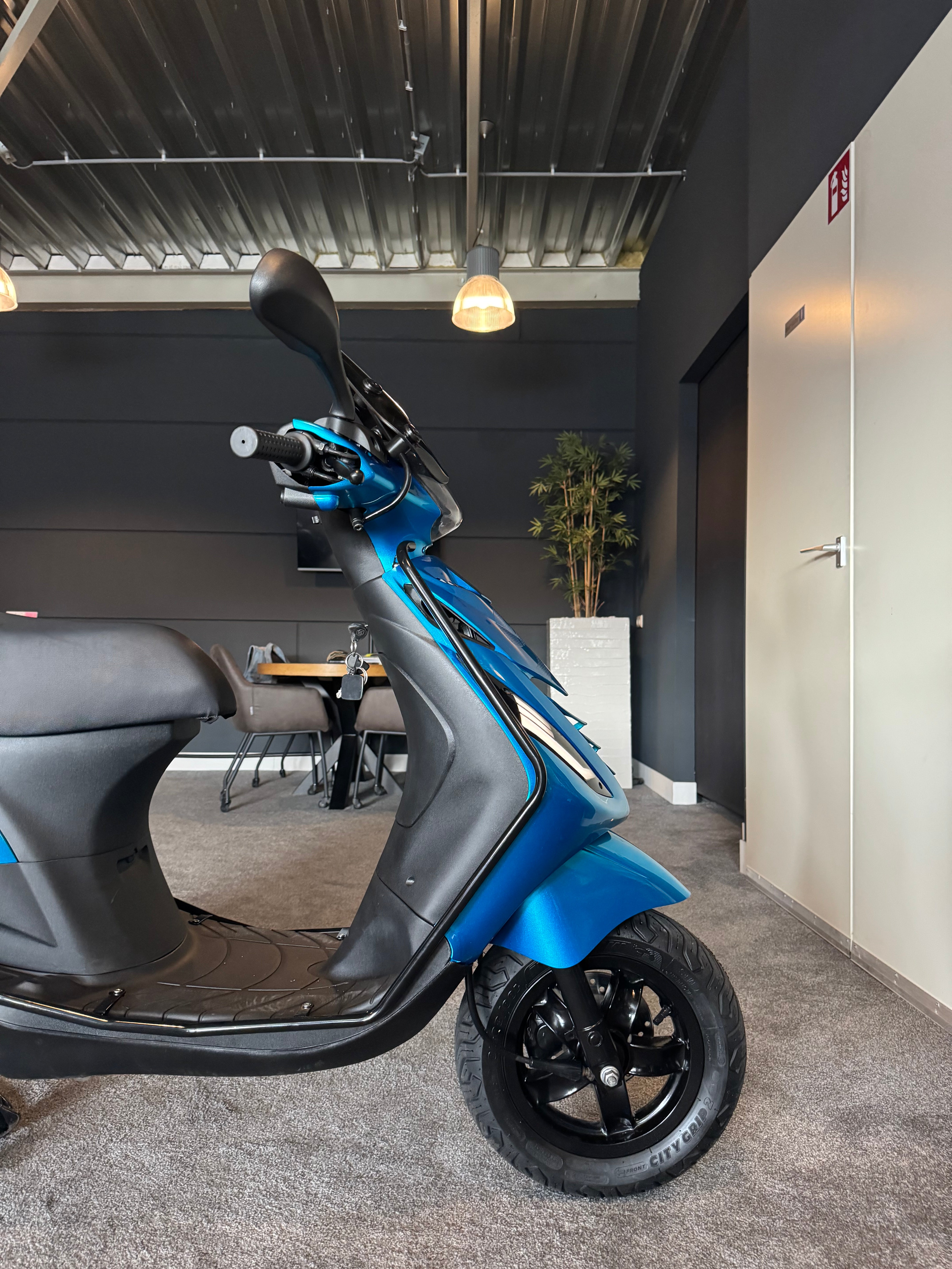 Piaggio Zip 50S | Full option | 2024 | Brom | Garantie