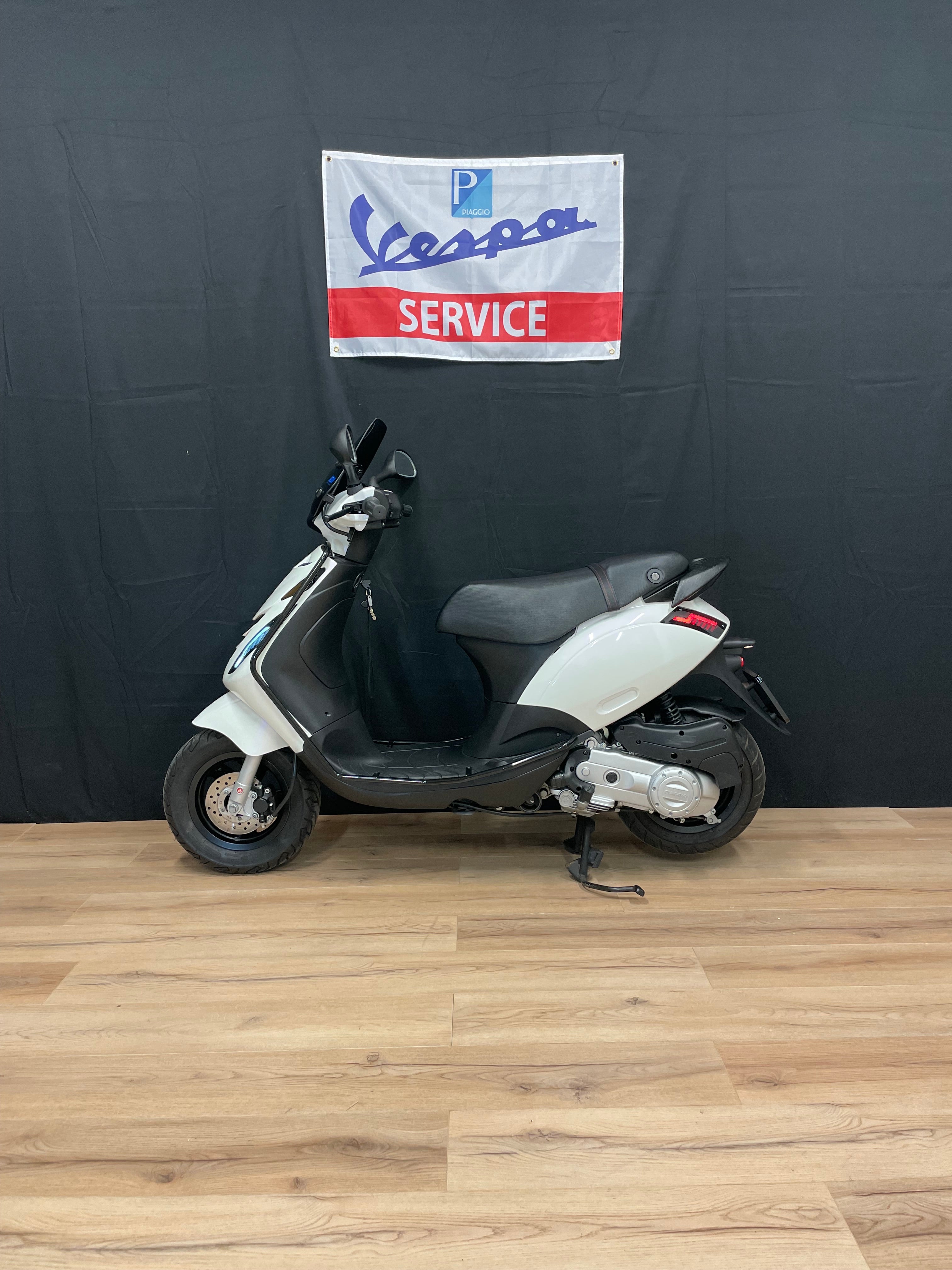 Piaggio Zip | 2022 | 600km | Garantie | Full option | iget