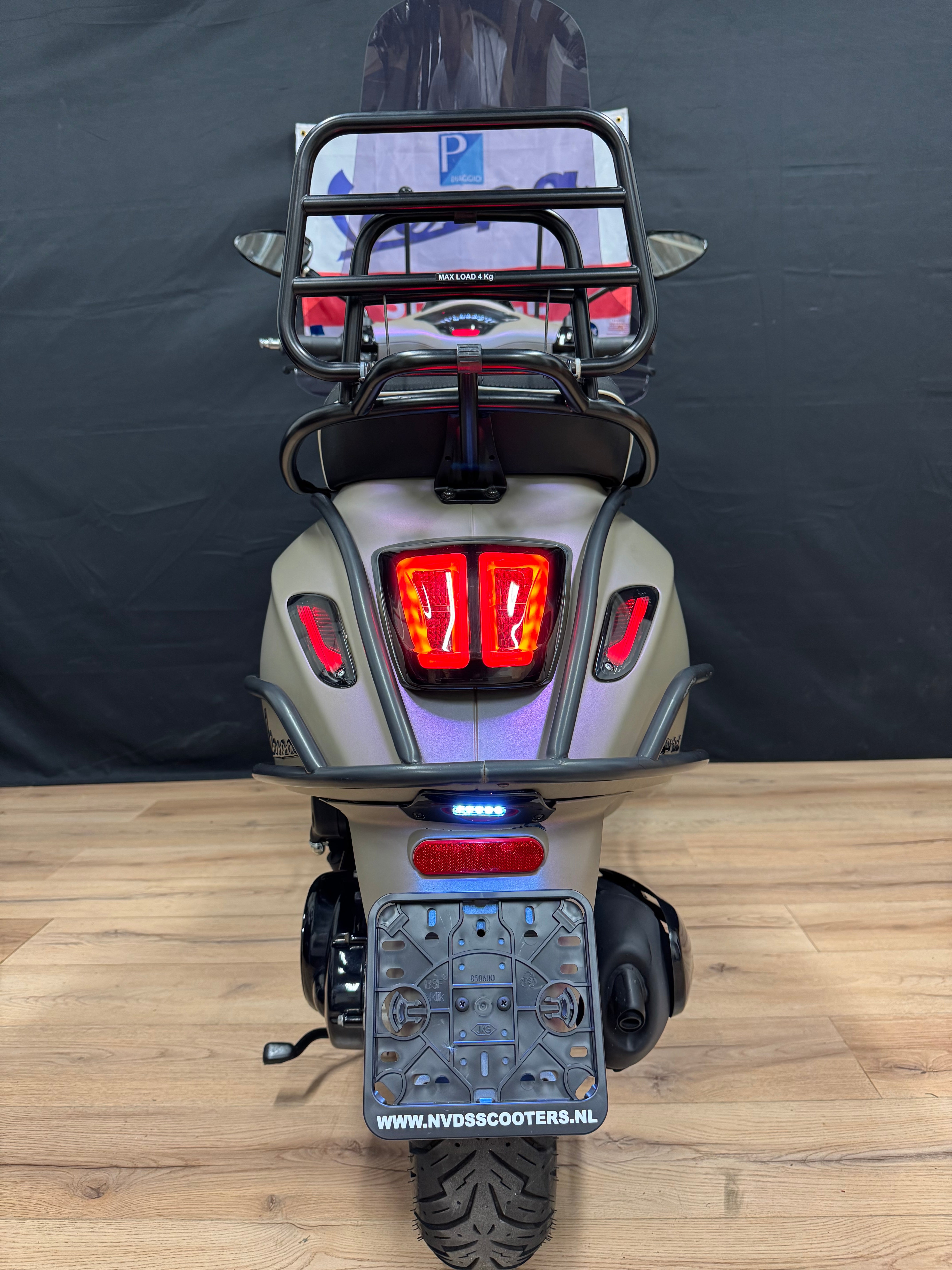 Vespa sprint 50s - Custom - Full option - Garantie