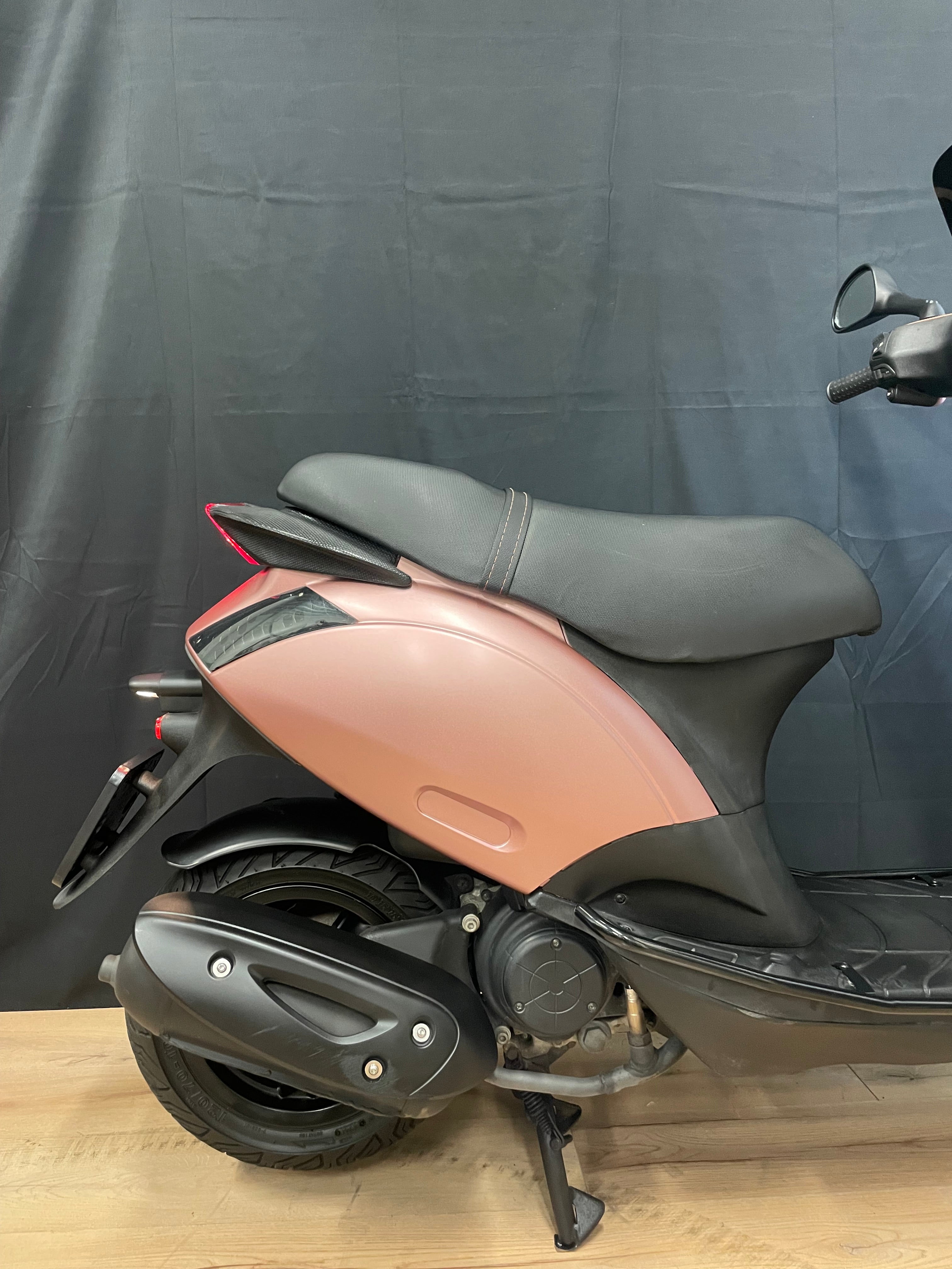 Piaggio Zip IGET - Garantie - Brom / Snor - Full option