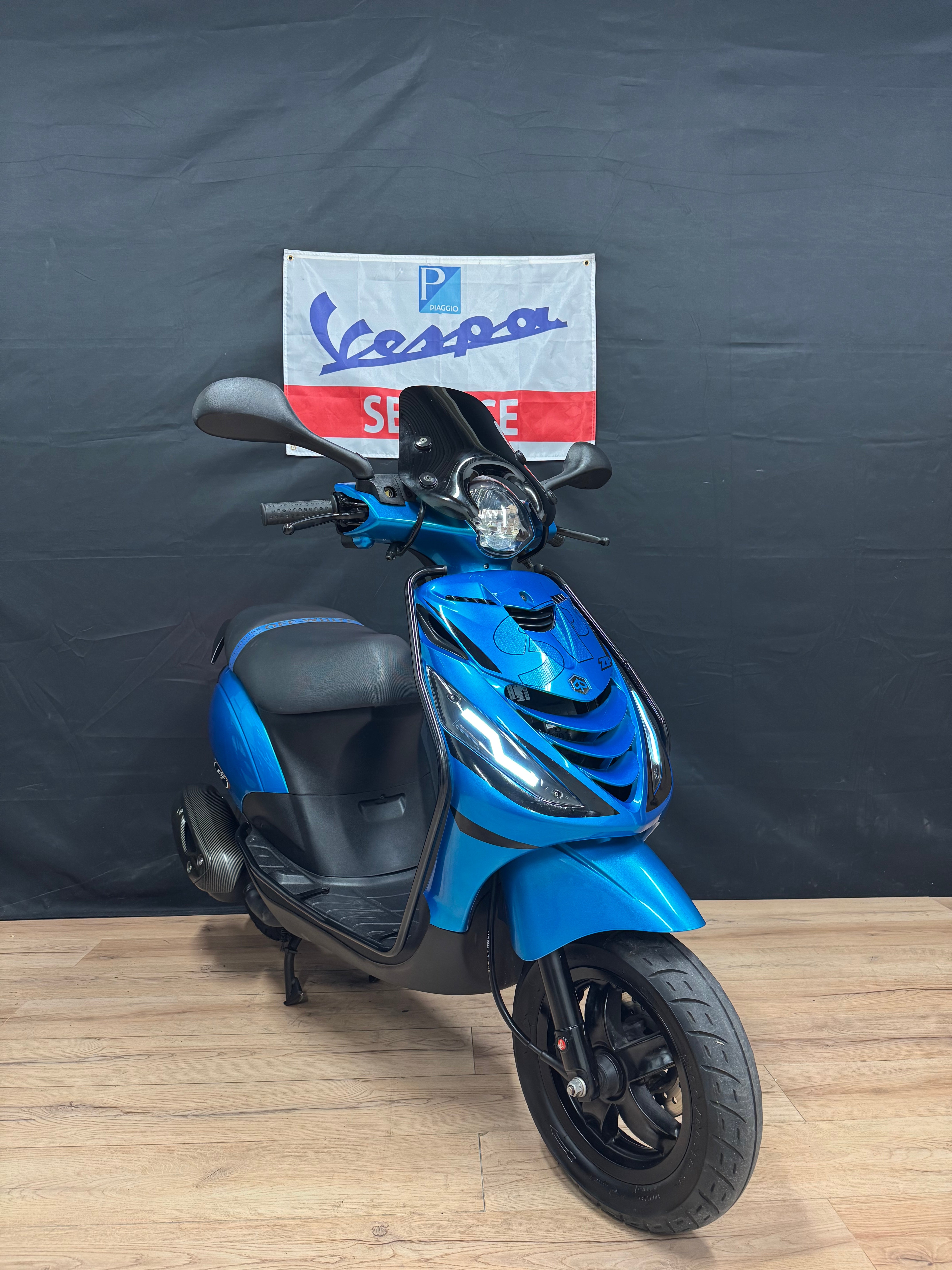Piaggio Zip 50S | Full option | Carbon | Malossi | Garnatie