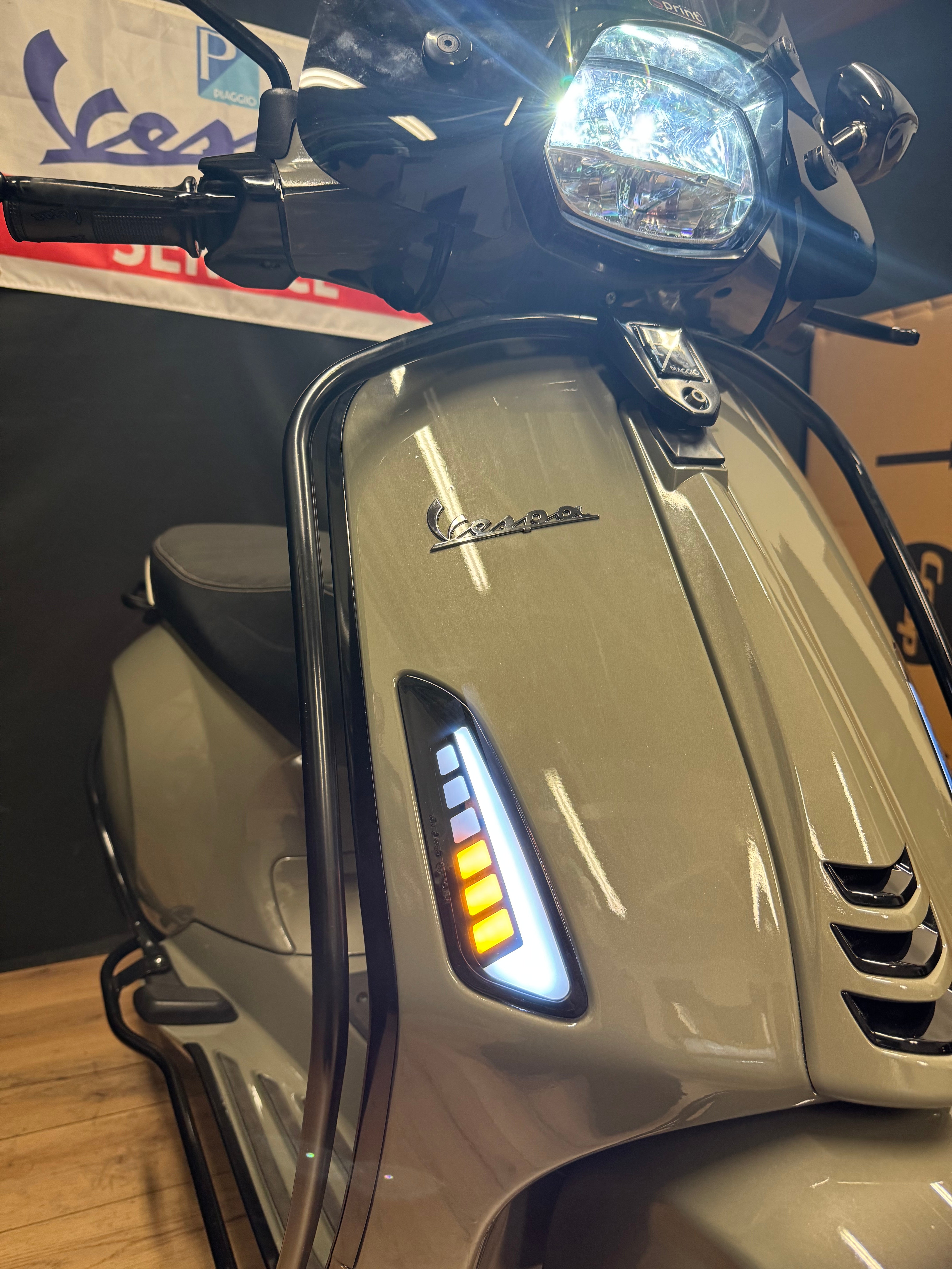 Vespa Sprint 50s | Custom | Full option | Garantie | 2000km