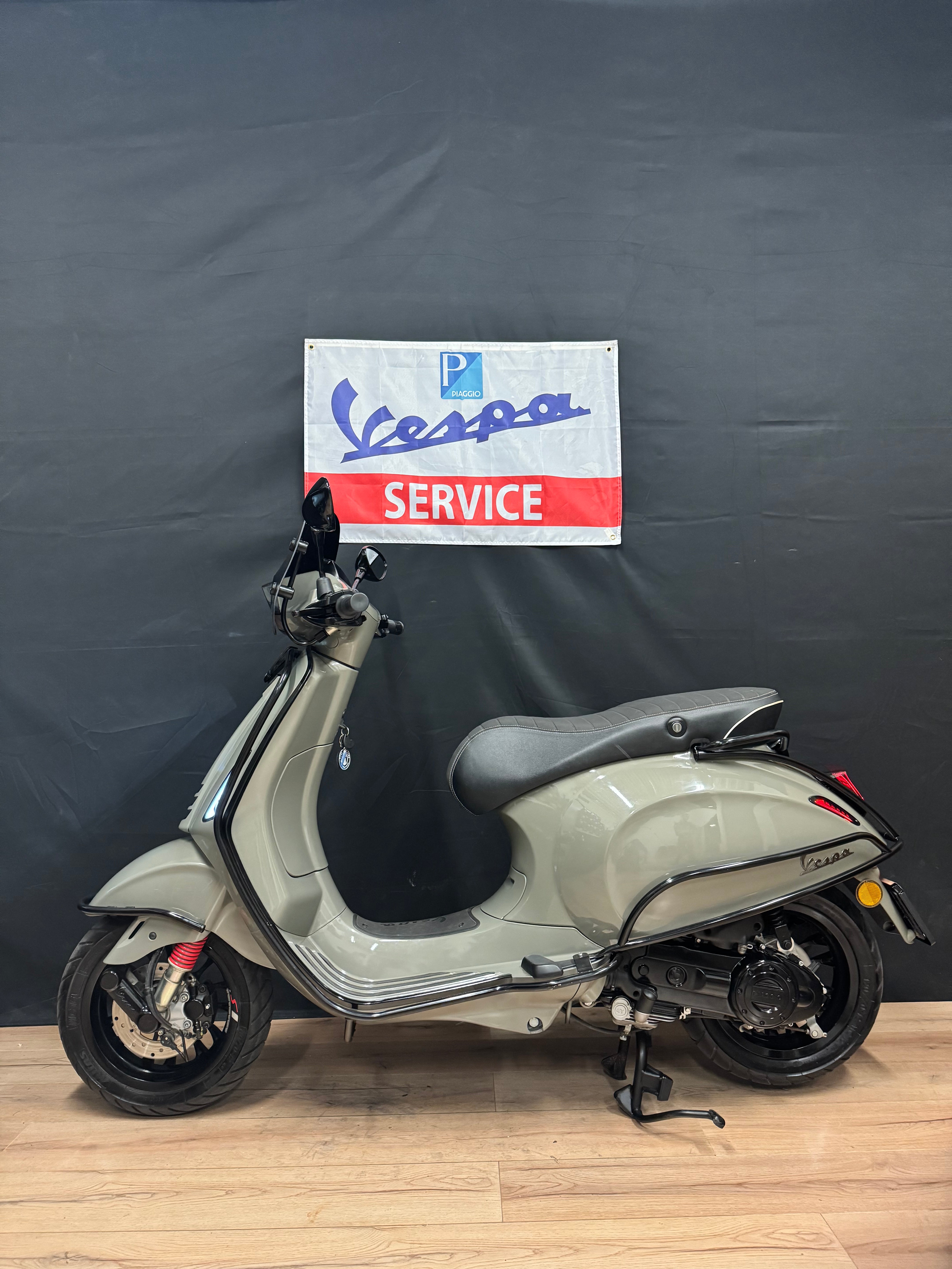 Vespa Sprint 50s | Custom | Full option | Garantie | 2000km